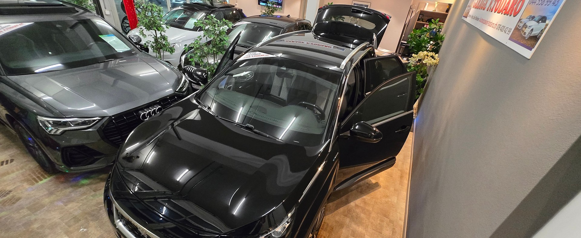 PEUGEOT 3008 300e Hybrid4 GT EAT8-image-15