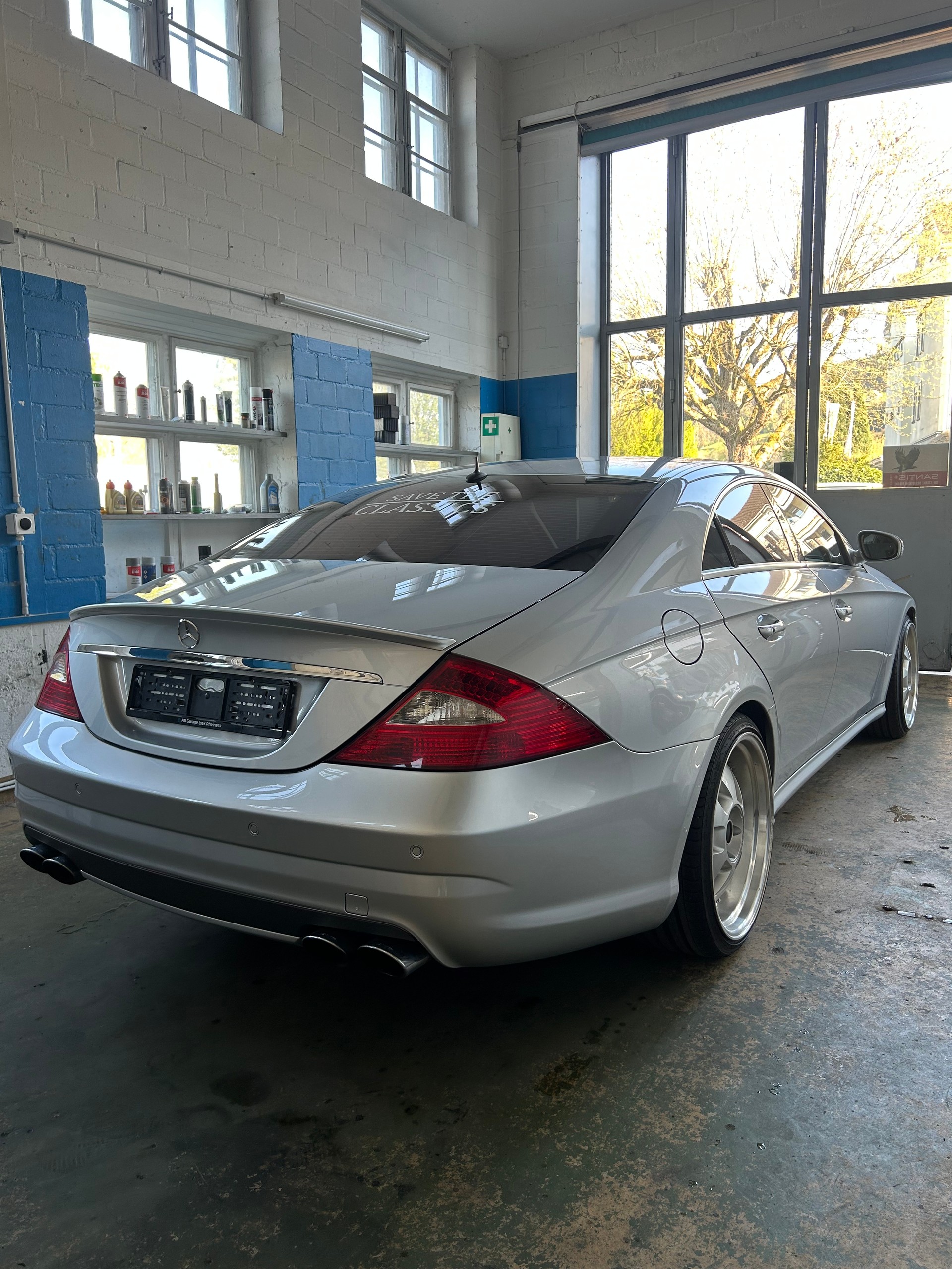 MERCEDES-BENZ CLS 55 AMG Automatic-image-5