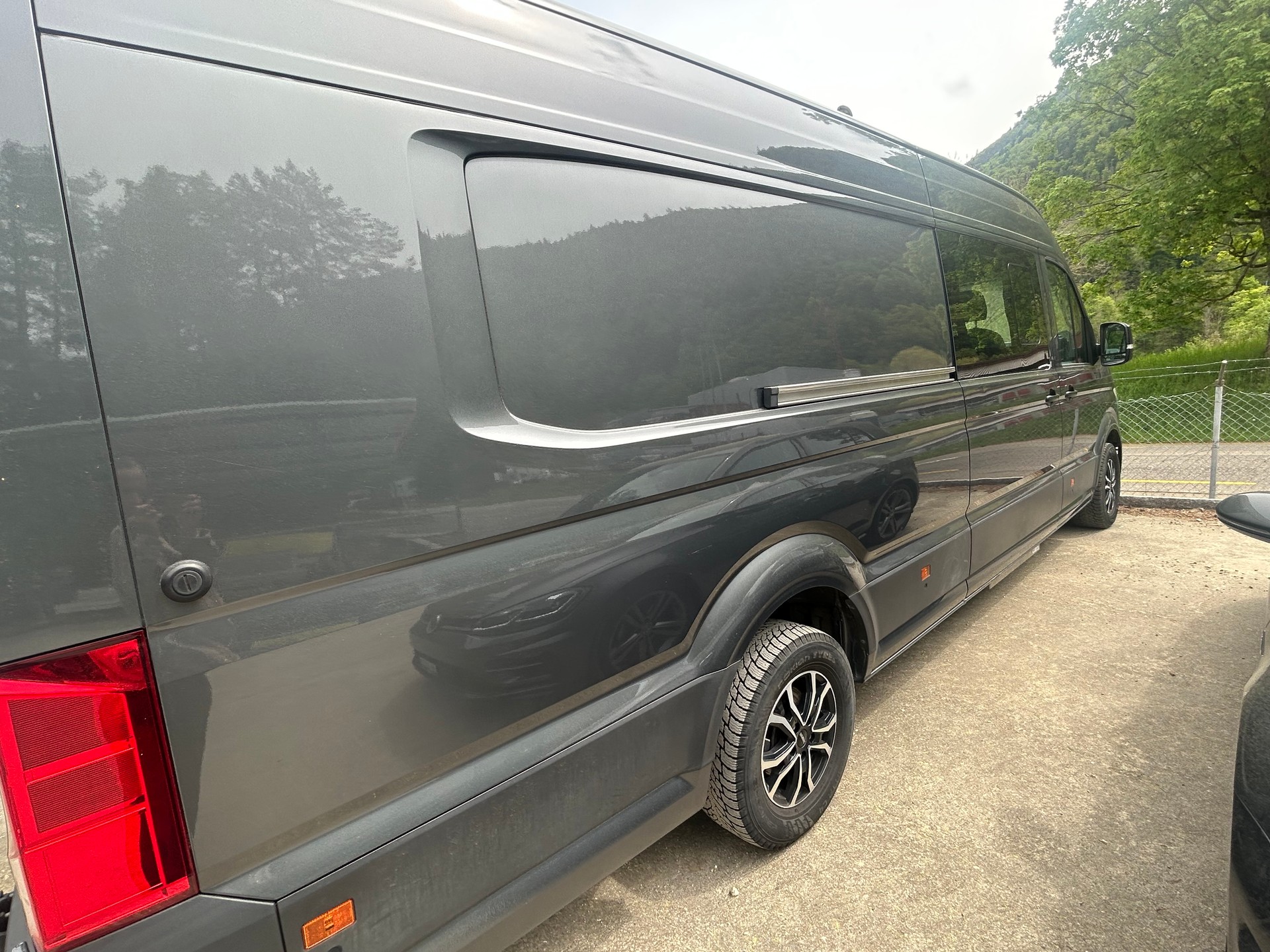 VW Crafter 35L 2.0 BiTDI L5 4Motion A-image-4