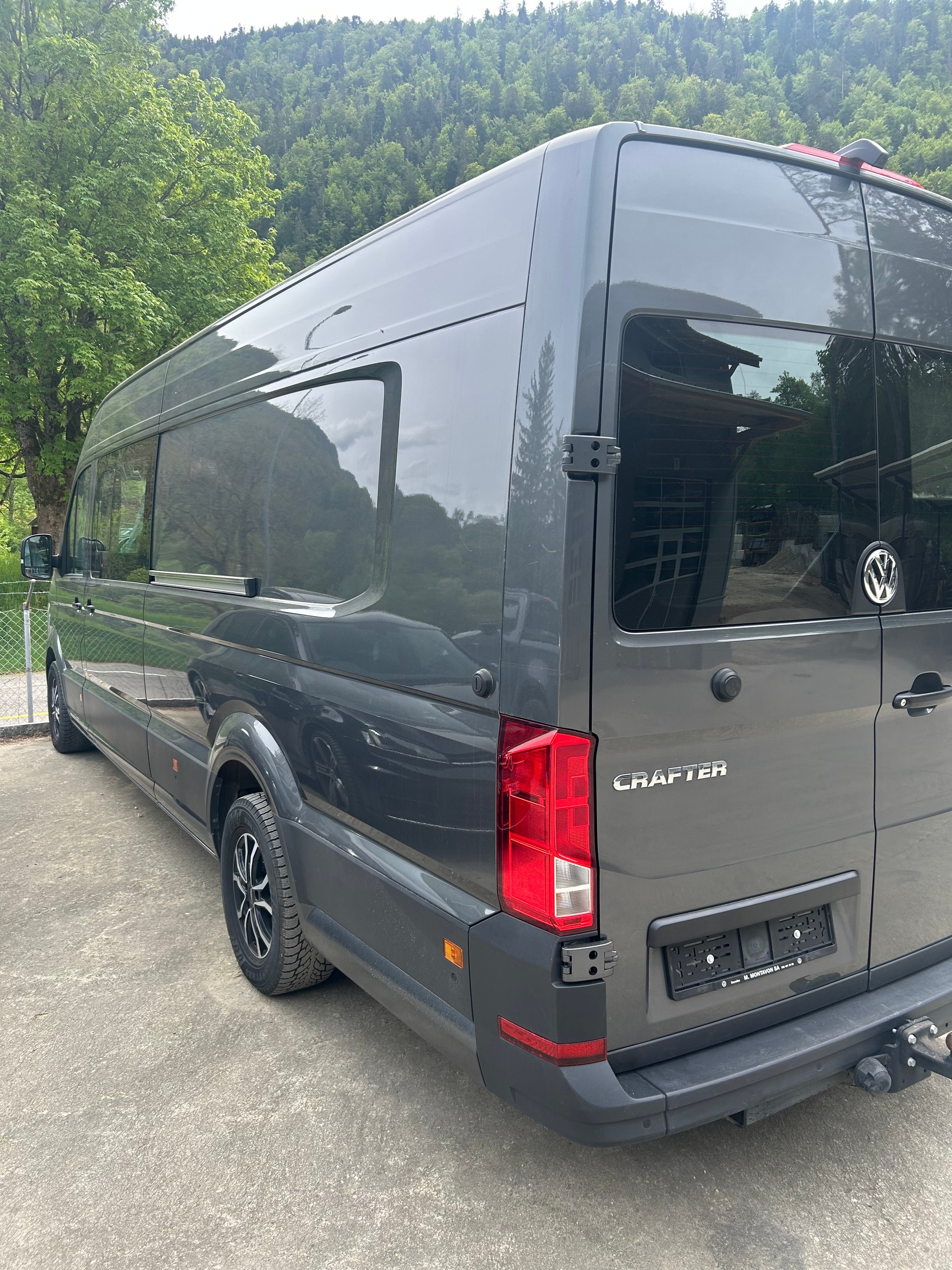 VW Crafter 35L 2.0 BiTDI L5 4Motion A-image-3
