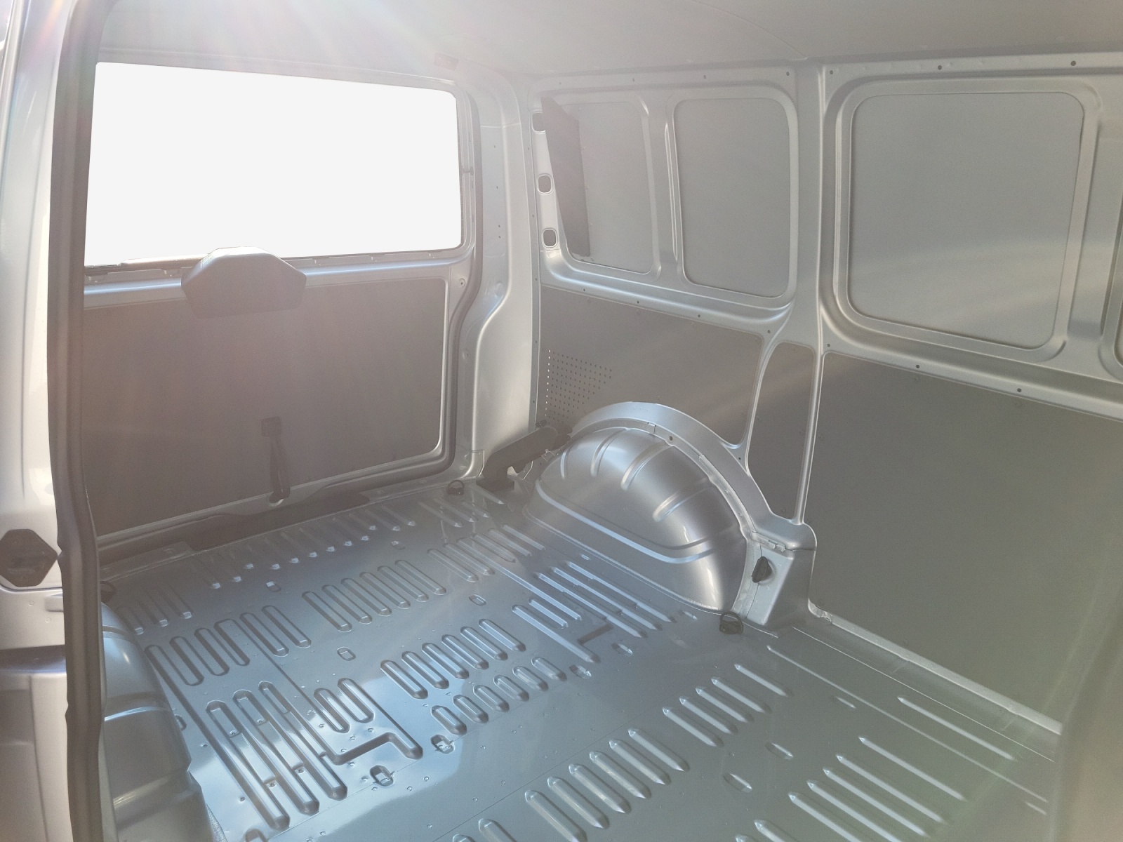 VW T6.1 2.0 TDI 4Motion-image-8