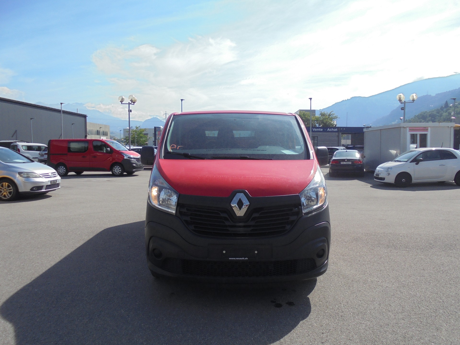RENAULT Trafic 1.6 ENERGY TwinT. dCi125 2.9t Busin. L1H1-image-1