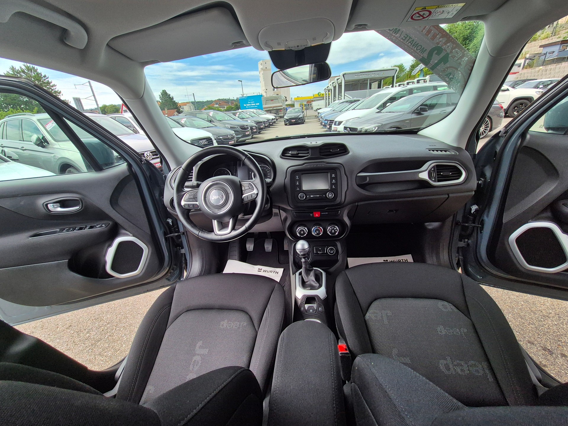 JEEP Renegade 1.4 Turbo Longitude-image-8