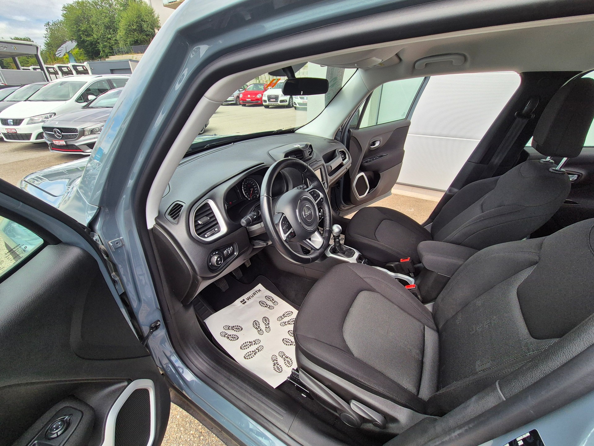 JEEP Renegade 1.4 Turbo Longitude-image-6