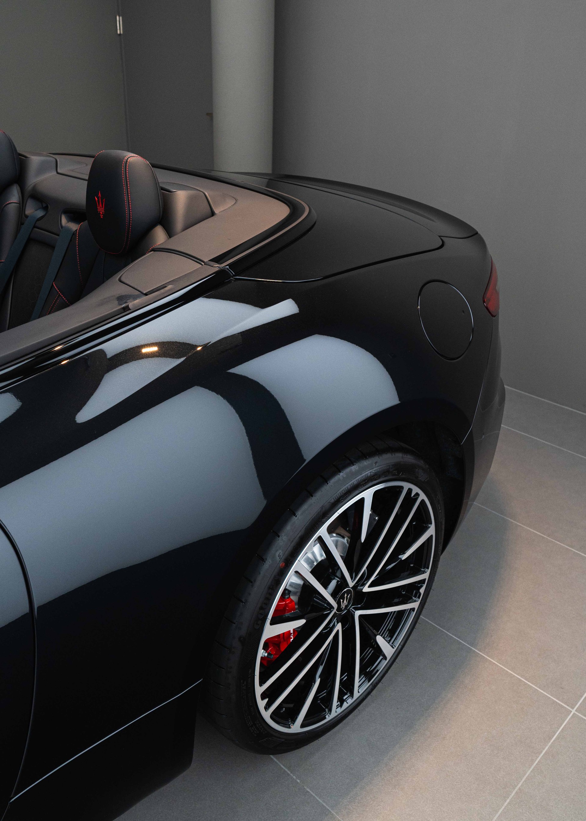 MASERATI GranCabrio Trofeo - 2.99% Leasing-image-9