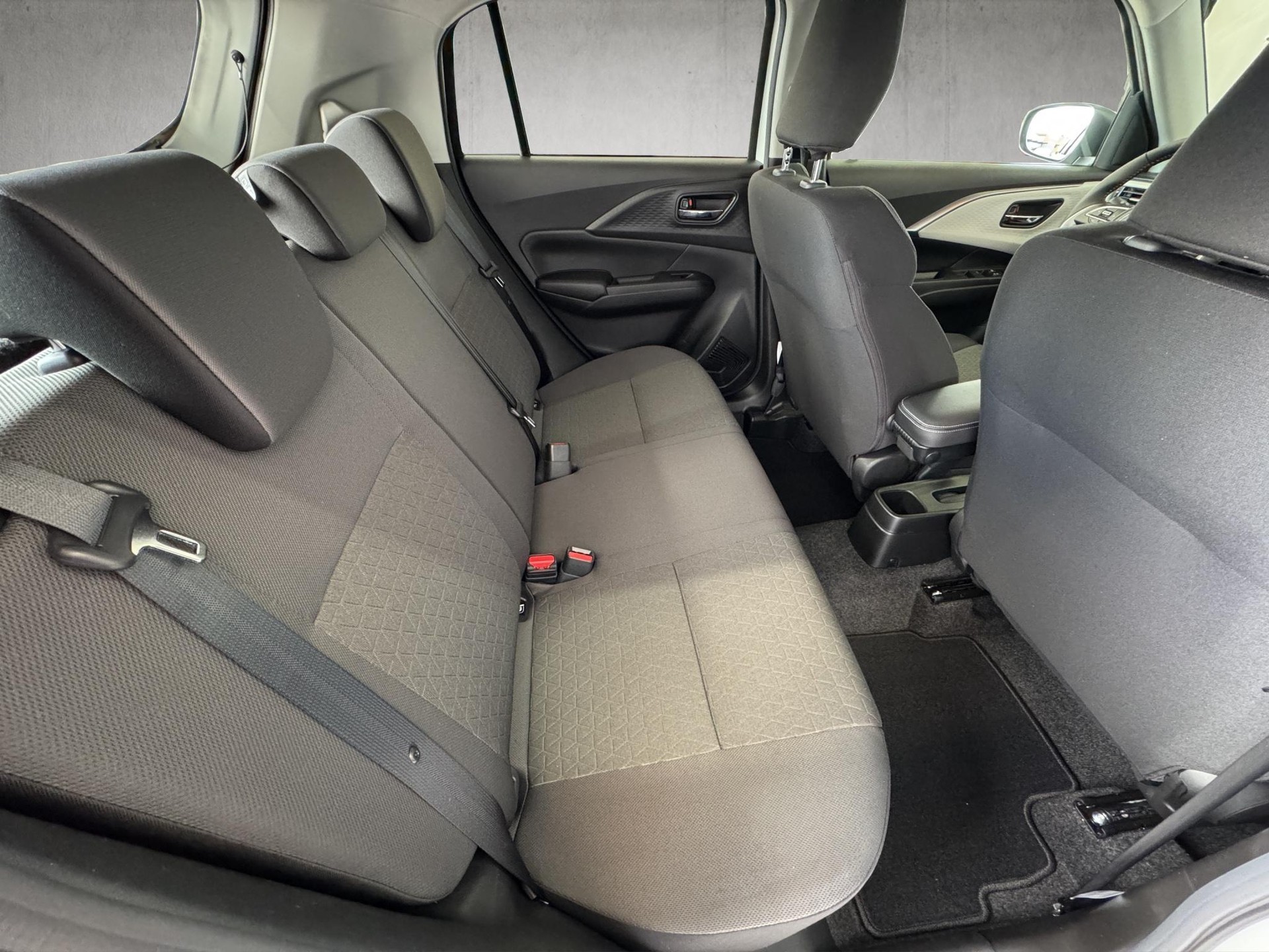 SUZUKI Swift 1.2 Tradizio Top Hybrid 4x4-image-27