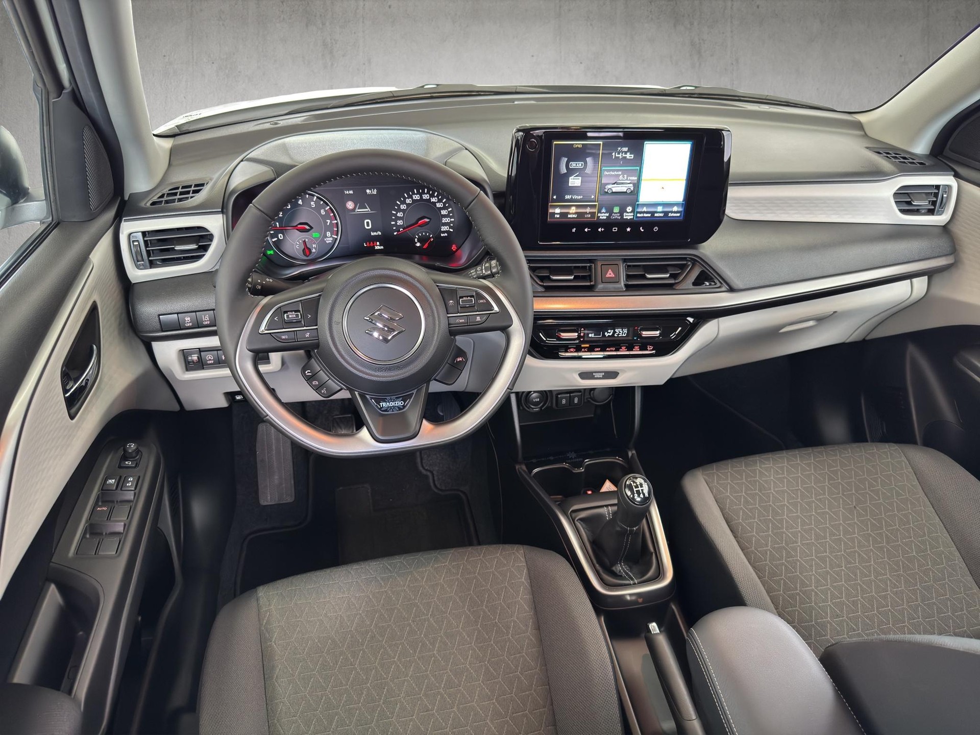 SUZUKI Swift 1.2 Tradizio Top Hybrid 4x4-image-14