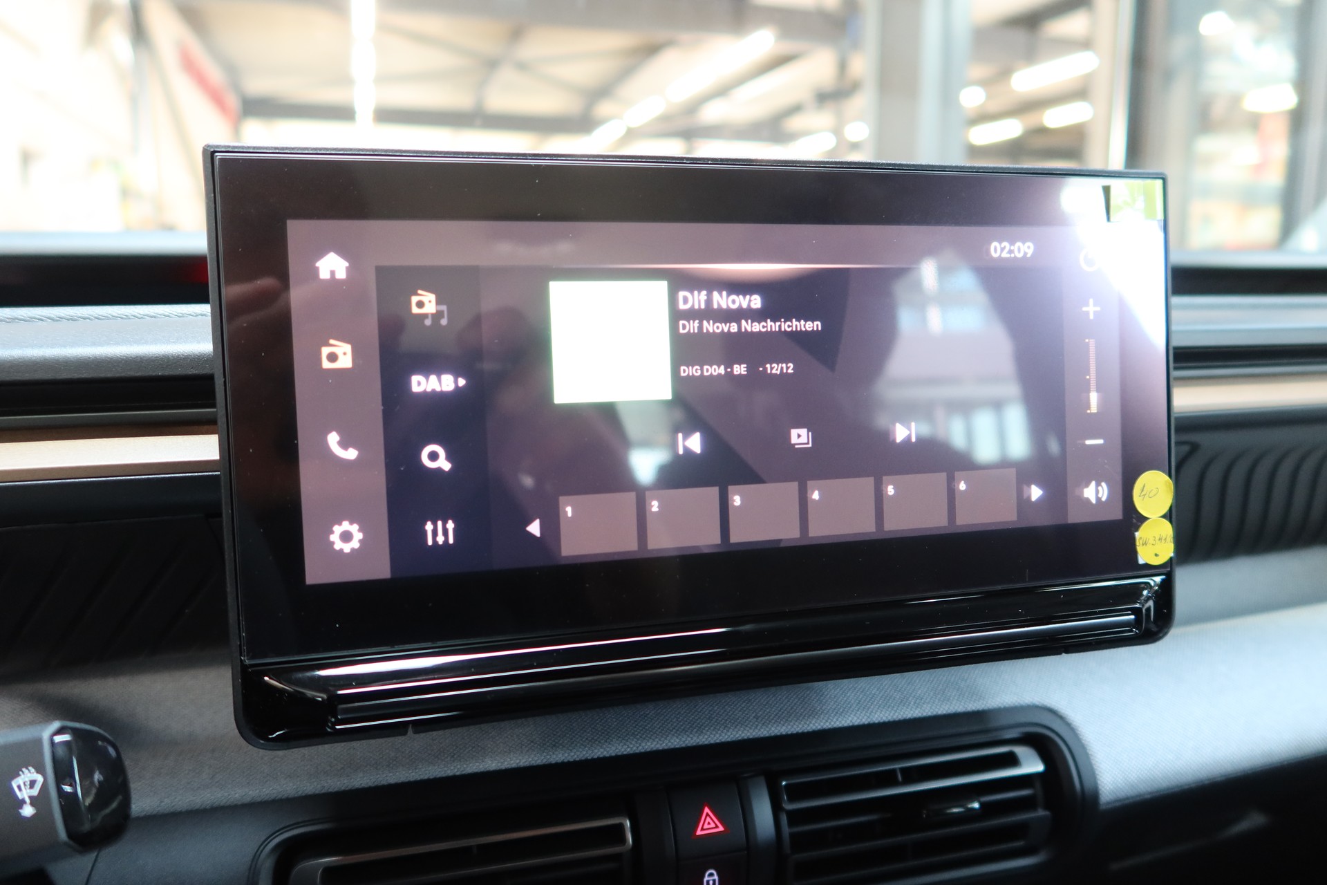 CITROEN C3 Aircross 1.2 MH You+-image-13