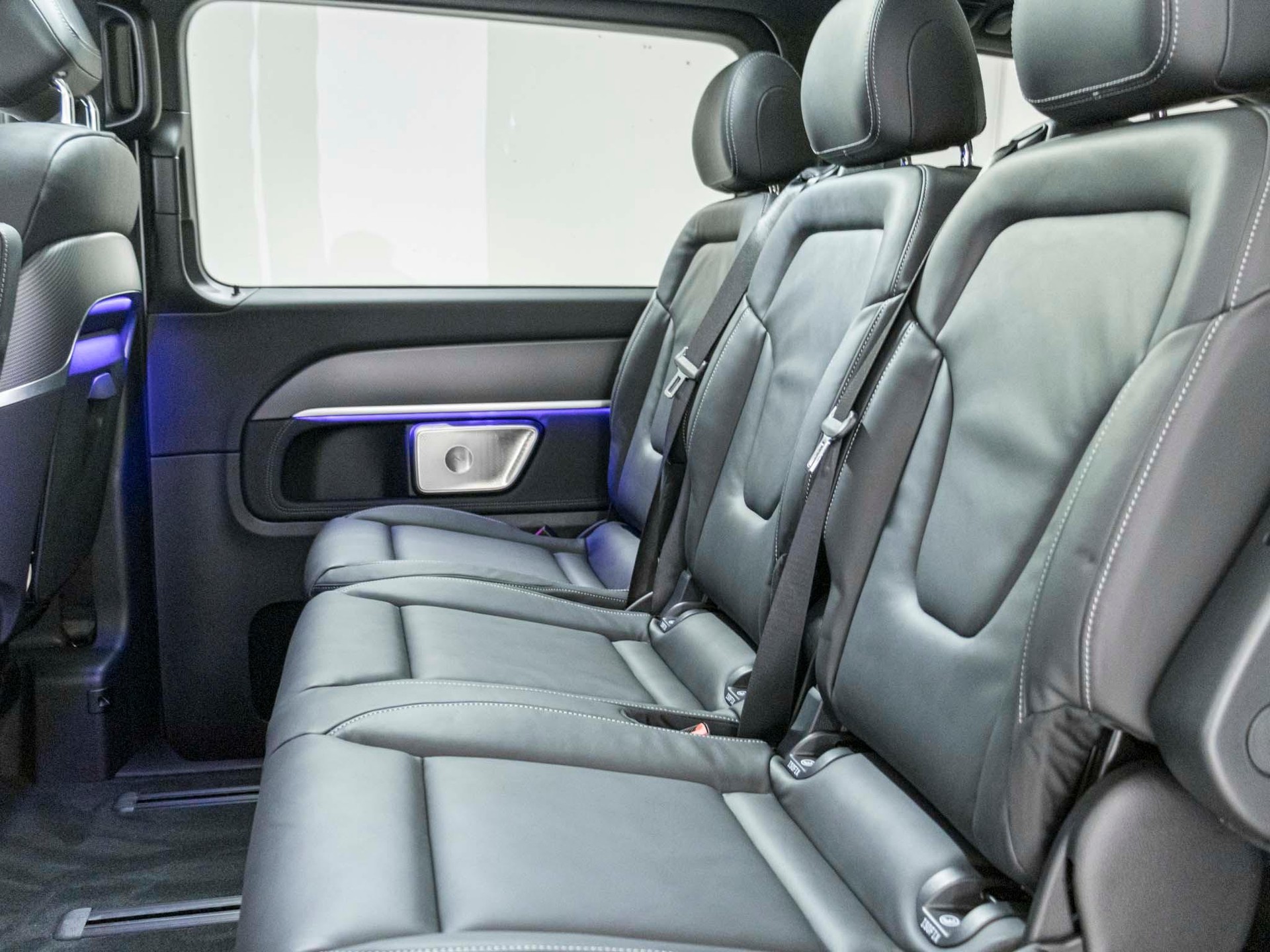 MERCEDES-BENZ V 300 d 4MATIC Exclusive lang-image-8