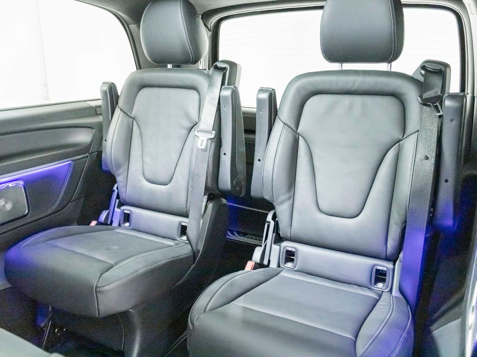 MERCEDES-BENZ V 300 d 4MATIC Exclusive lang-image-9