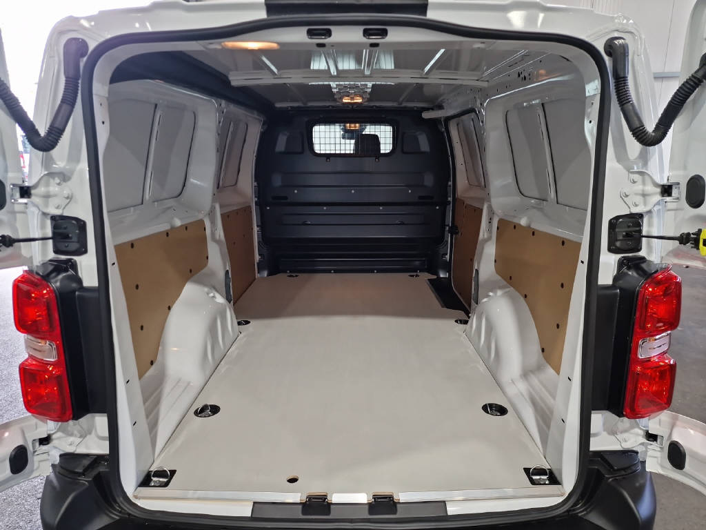 PEUGEOT e-Expert Kaw. Long 75 kWh 136 PS Premium-image-15