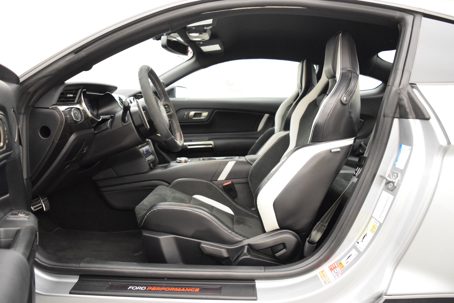 FORD Mustang GT500 Shelby-image-9
