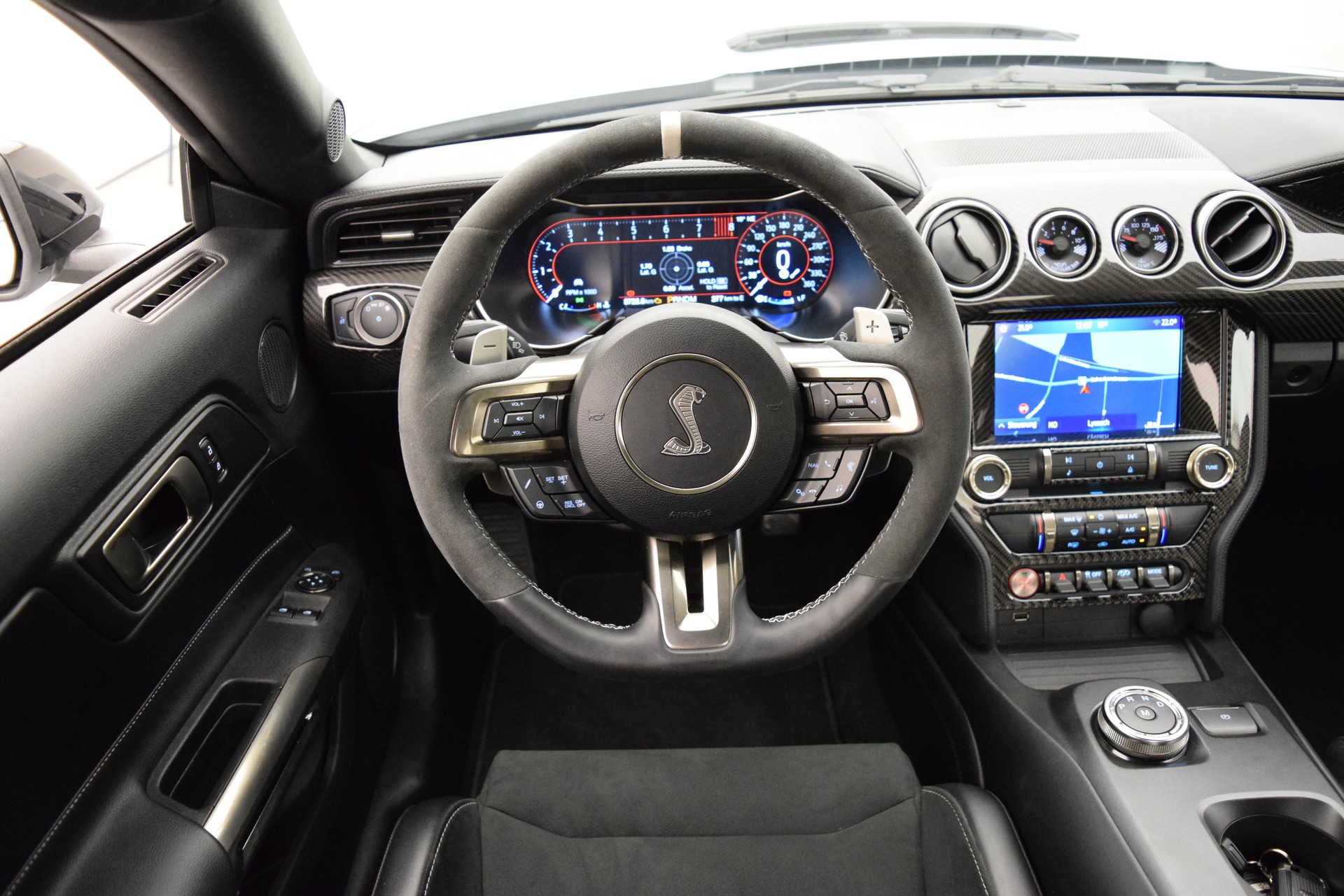 FORD Mustang GT500 Shelby-image-12