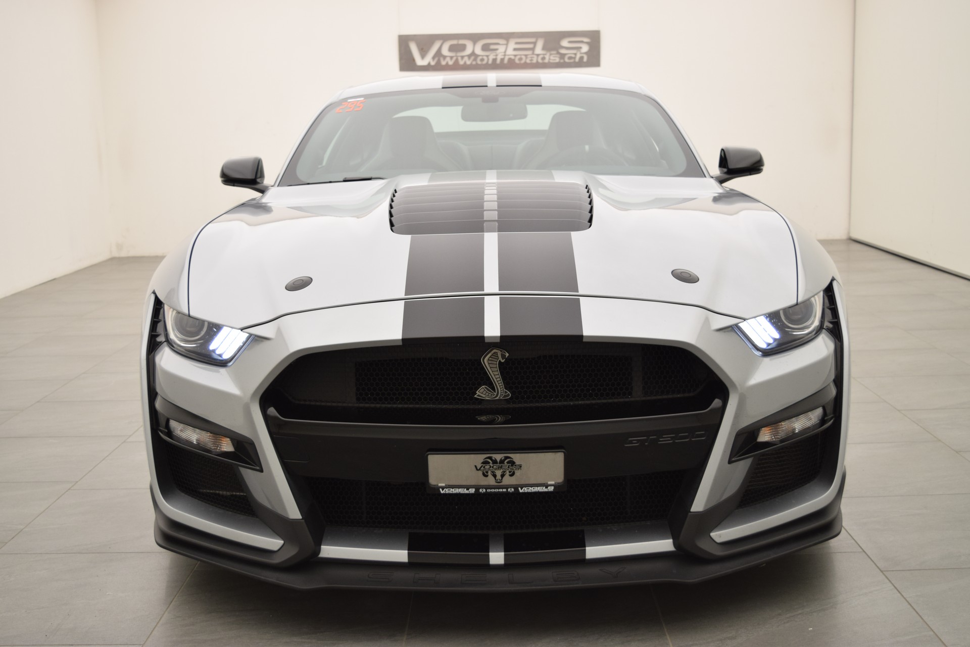 FORD Mustang GT500 Shelby-image-4