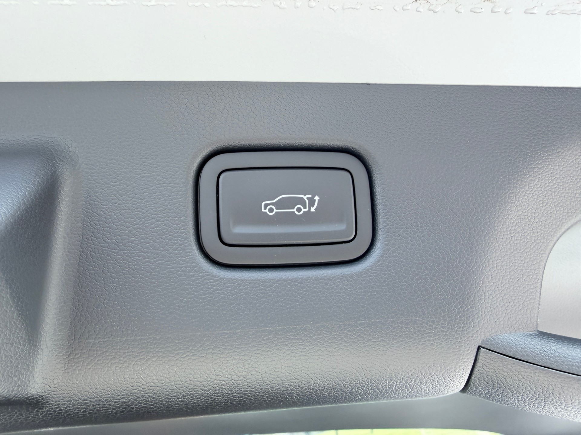 HYUNDAI Kona 1.6 GDi HEV Vertex DCT-image-22