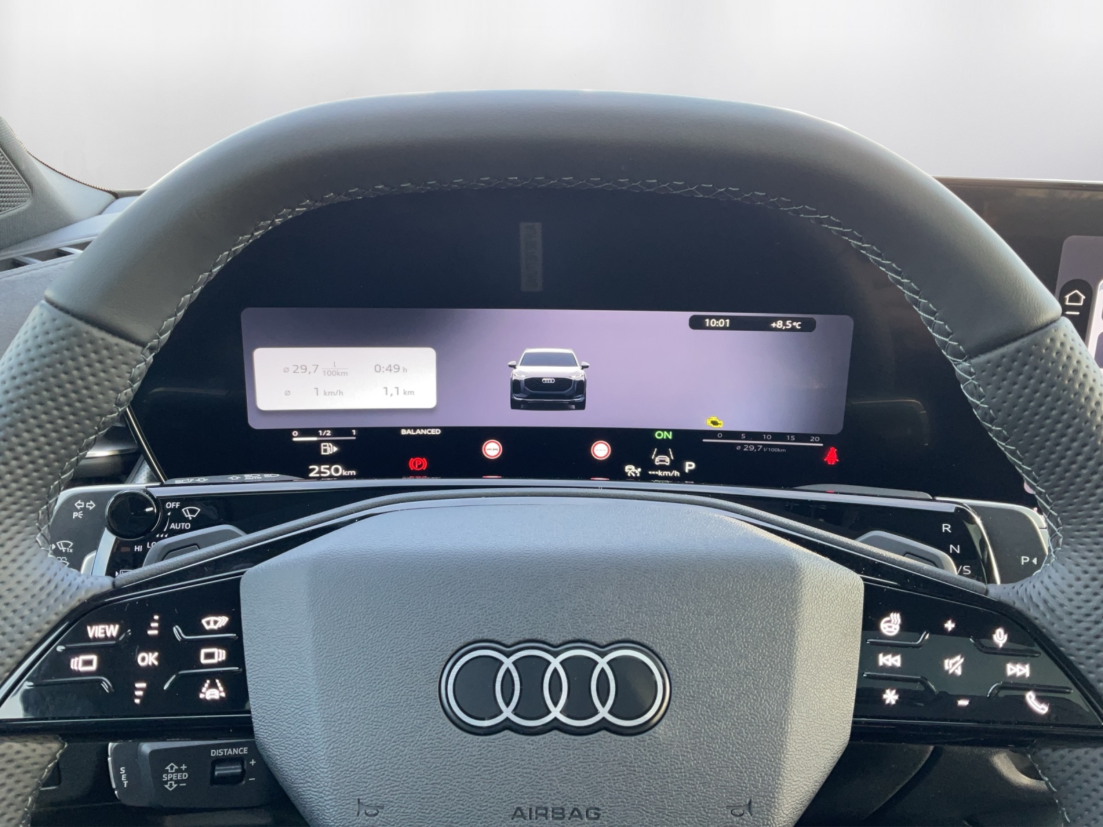 AUDI Q3 SUV 110 kW TFSI S tronic-image-7