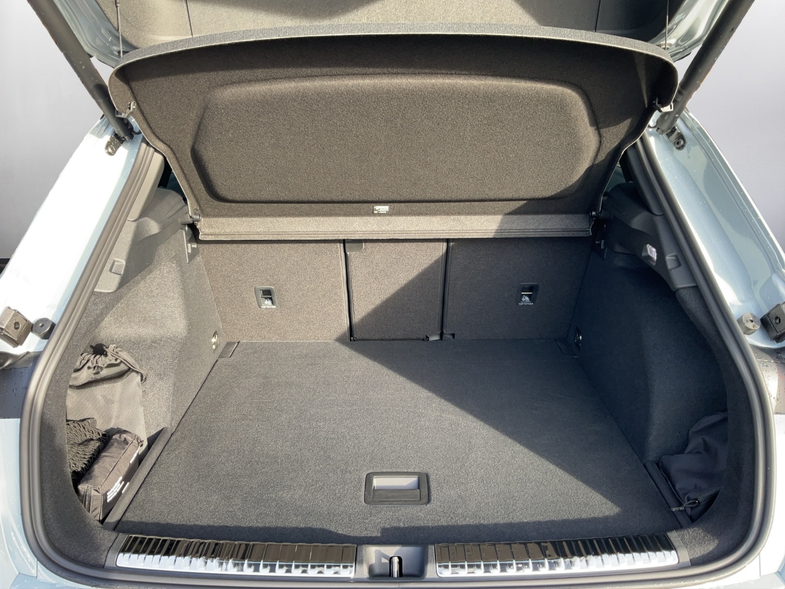 AUDI Q3 SUV 110 kW TFSI S tronic-image-11