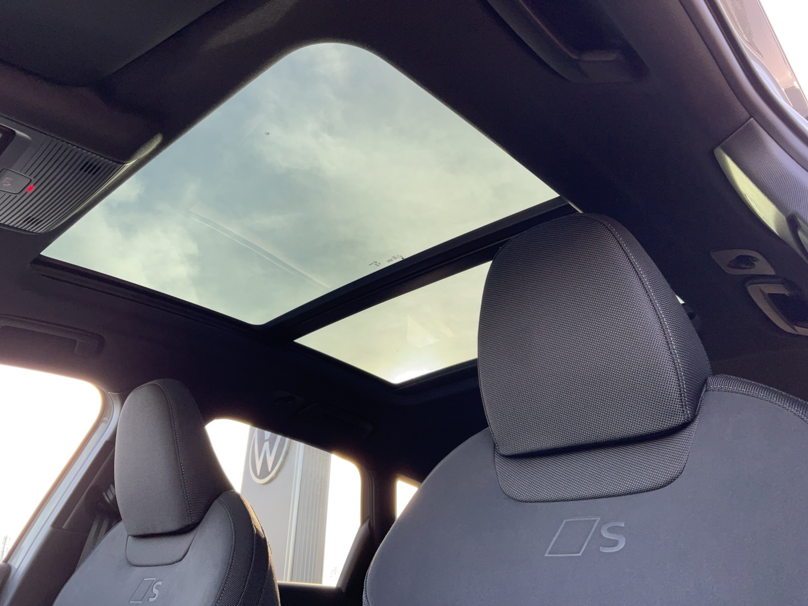 AUDI Q3 SUV 110 kW TFSI S tronic-image-13