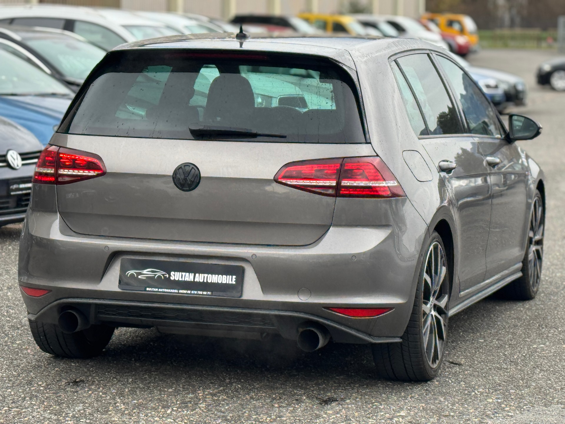 VW Golf 2.0 TSI GTI Performance DSG-image-5