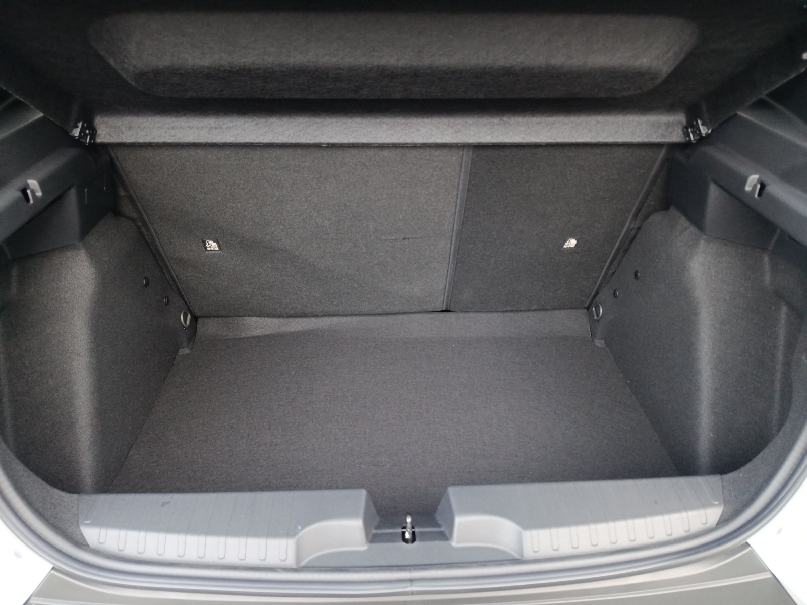 FIAT Grande Panda MHEV Icon-image-7