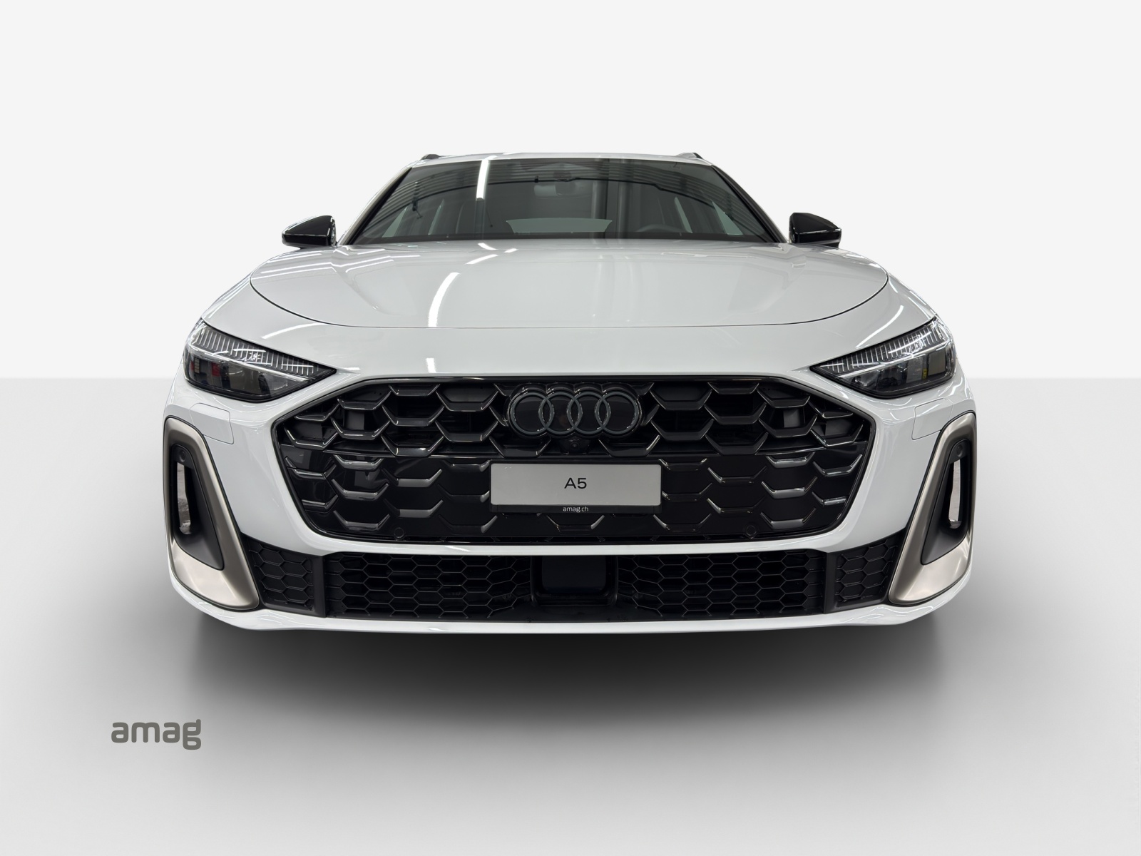 AUDI A5 Avant TDI quattro 150 kW Attraction S tronic-image-6