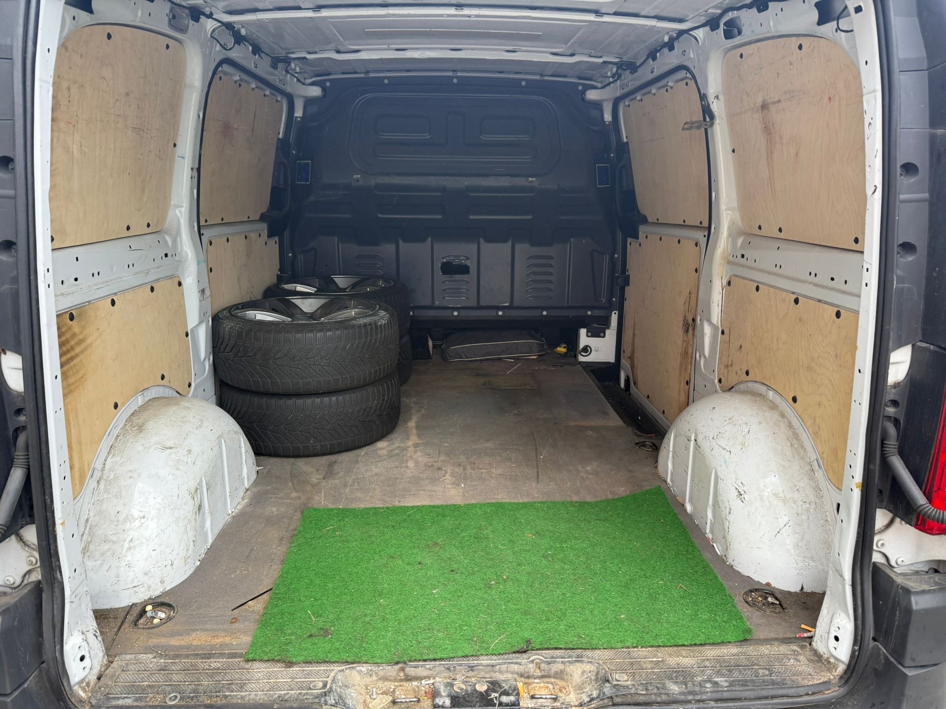 MERCEDES-BENZ Vito 111 BlueTEC Euro 6-image-11
