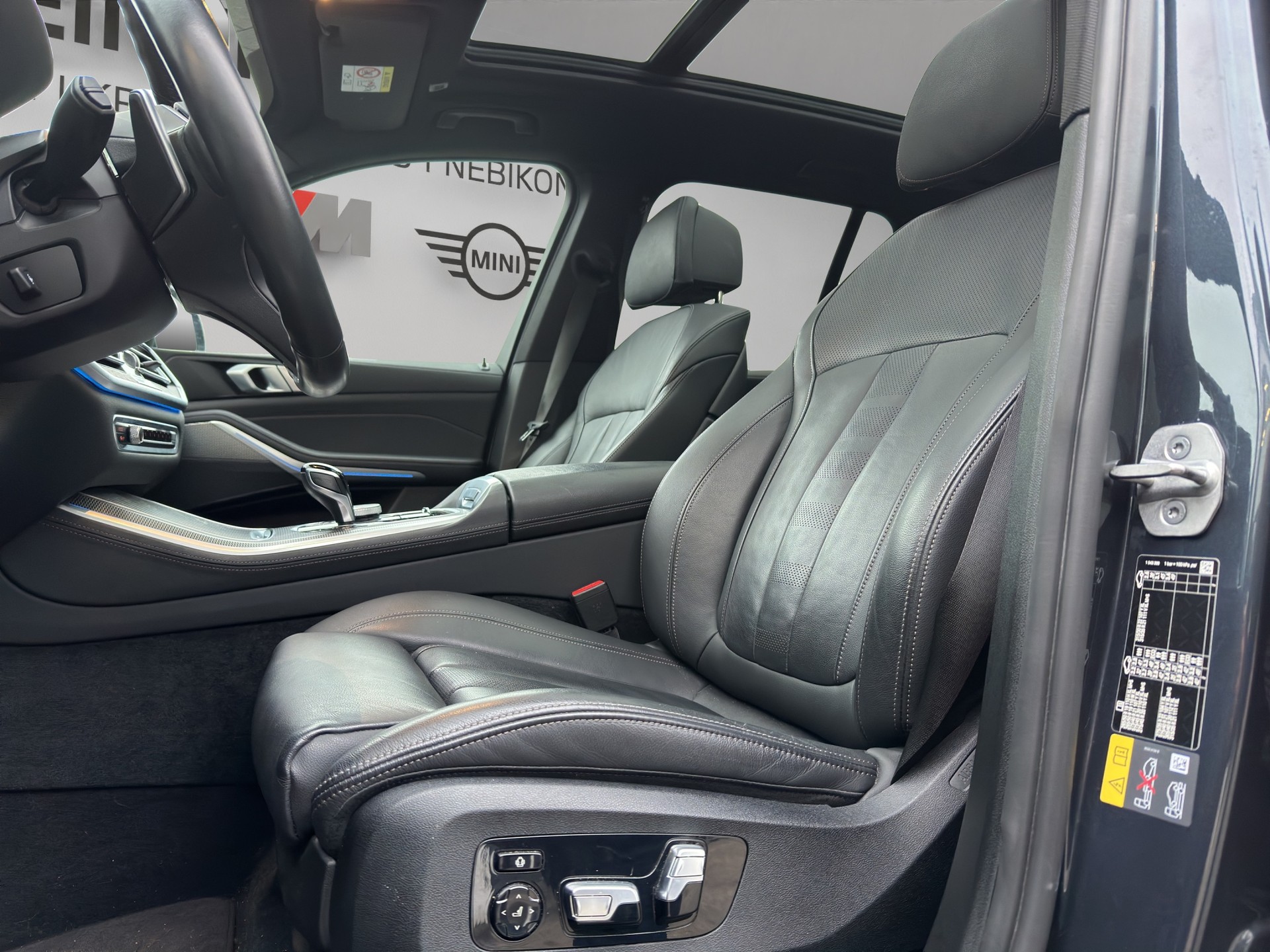 BMW X5 xDrive45e M Sport Steptronic-image-13