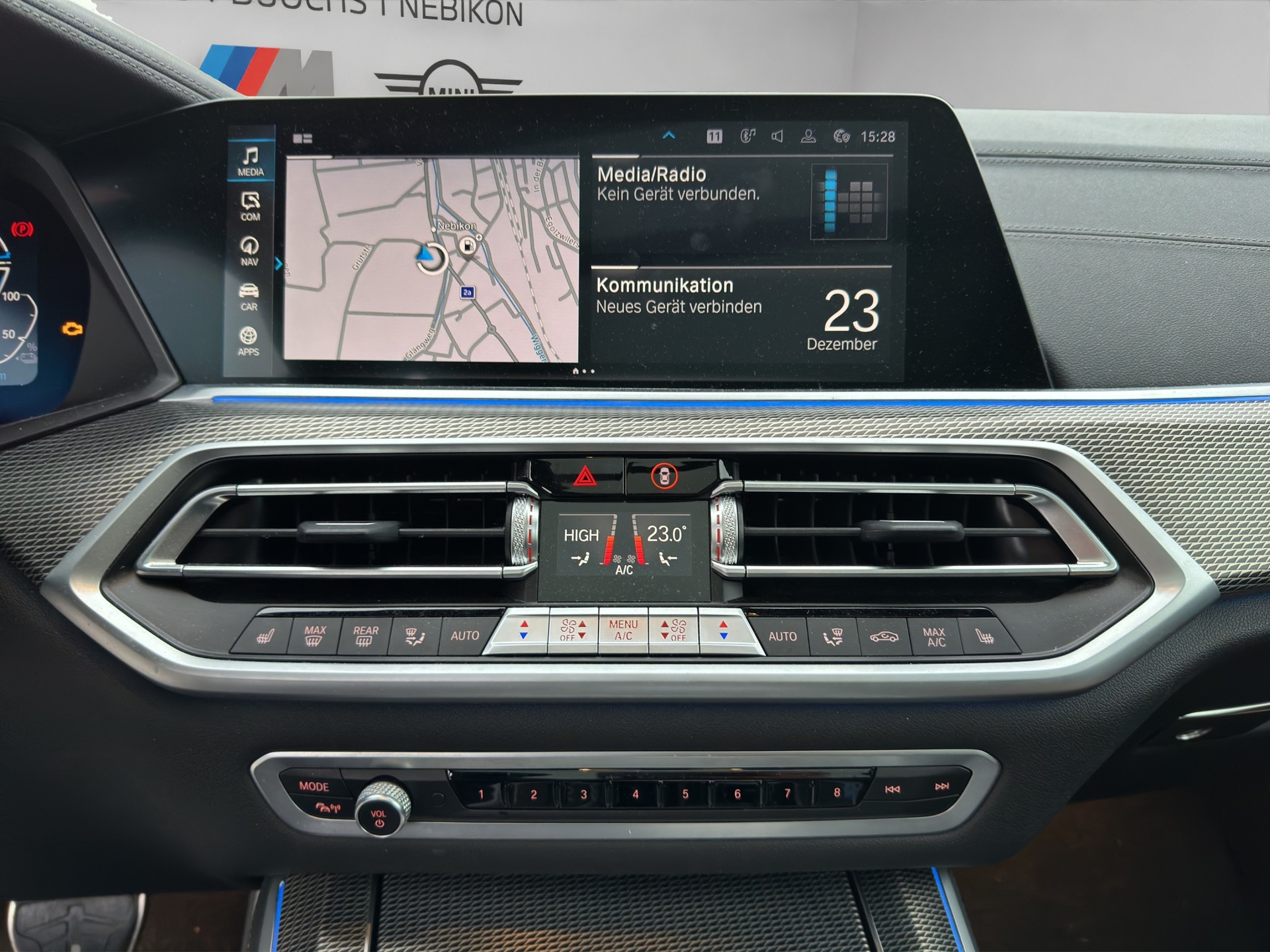 BMW X5 xDrive45e M Sport Steptronic-image-18