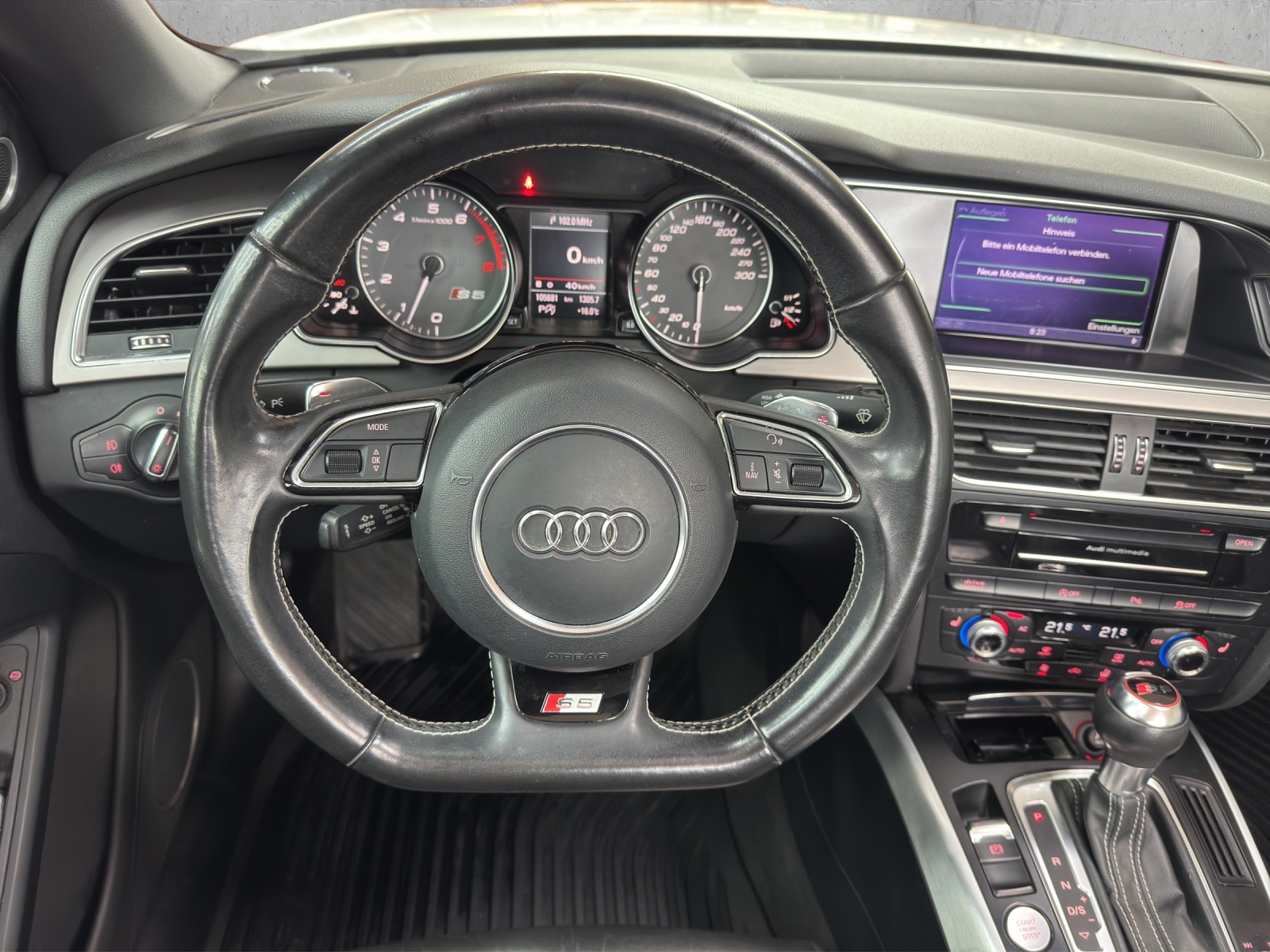 AUDI S5 Cabrio 3.0 TFSI quattro S-tronic-image-7