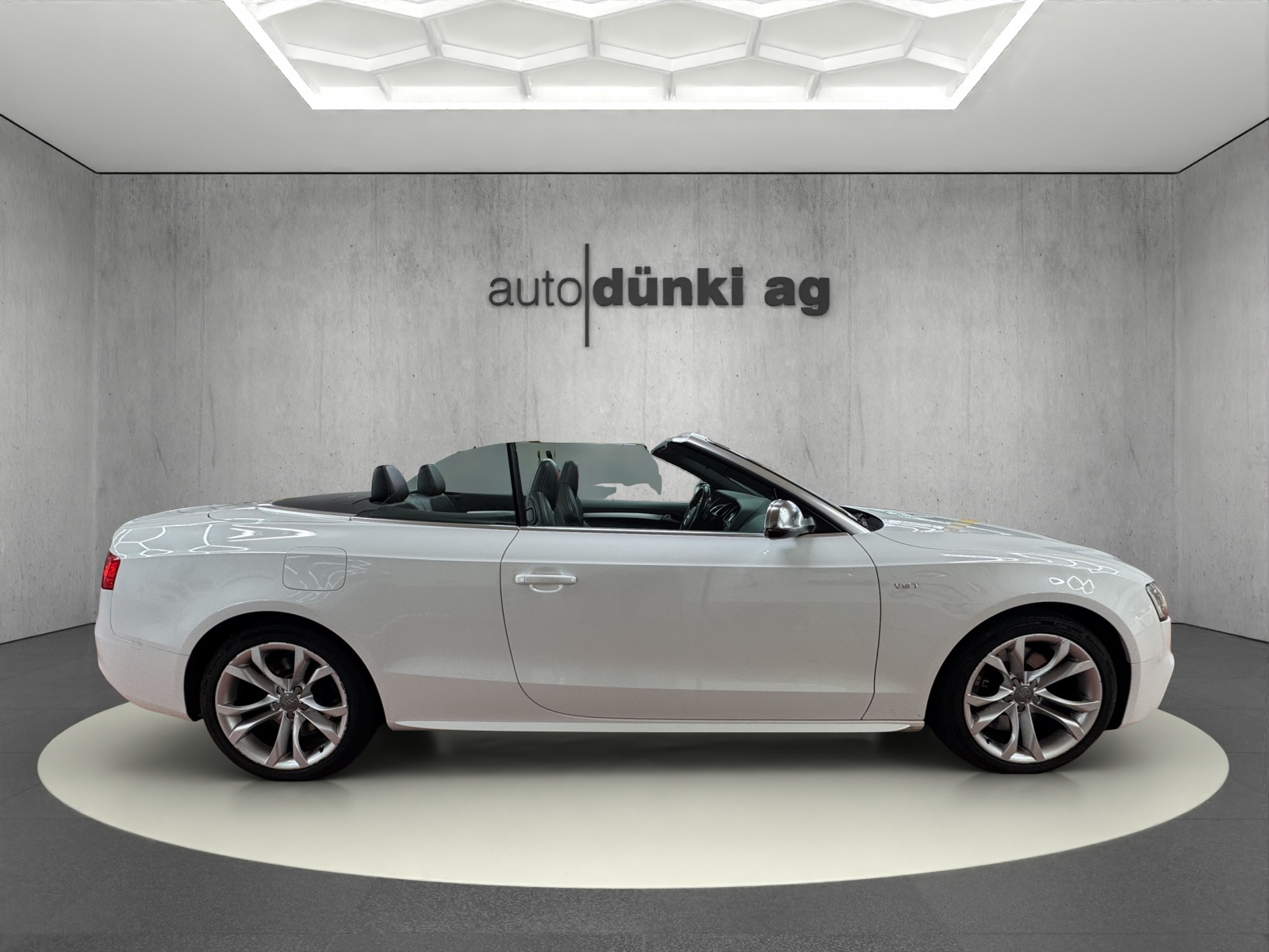 AUDI S5 Cabrio 3.0 TFSI quattro S-tronic-image-4