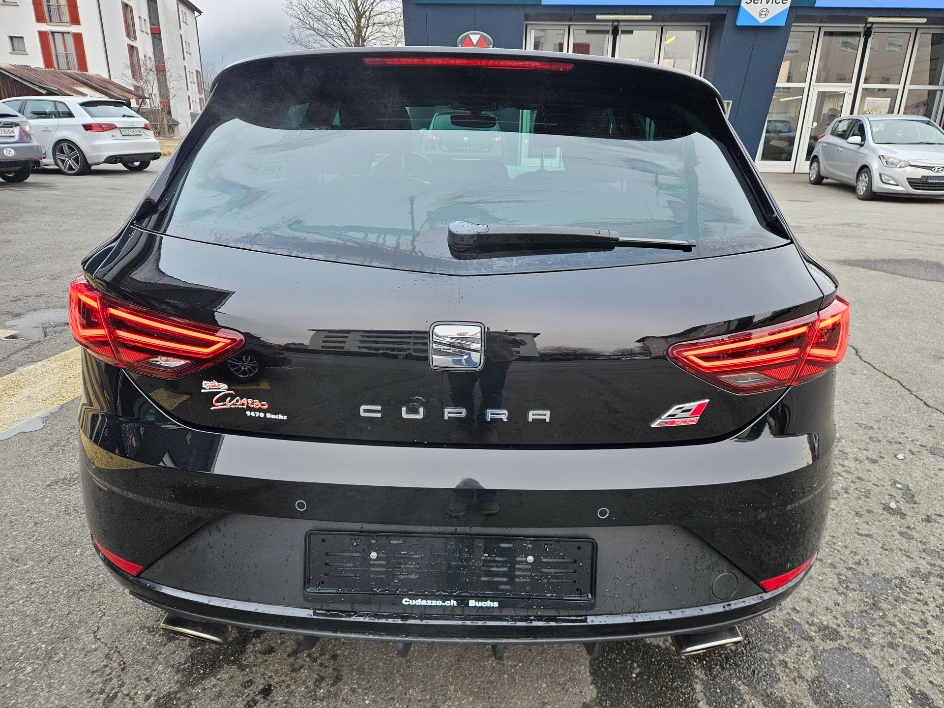 SEAT Leon 2.0 TSI Cupra 300-image-6