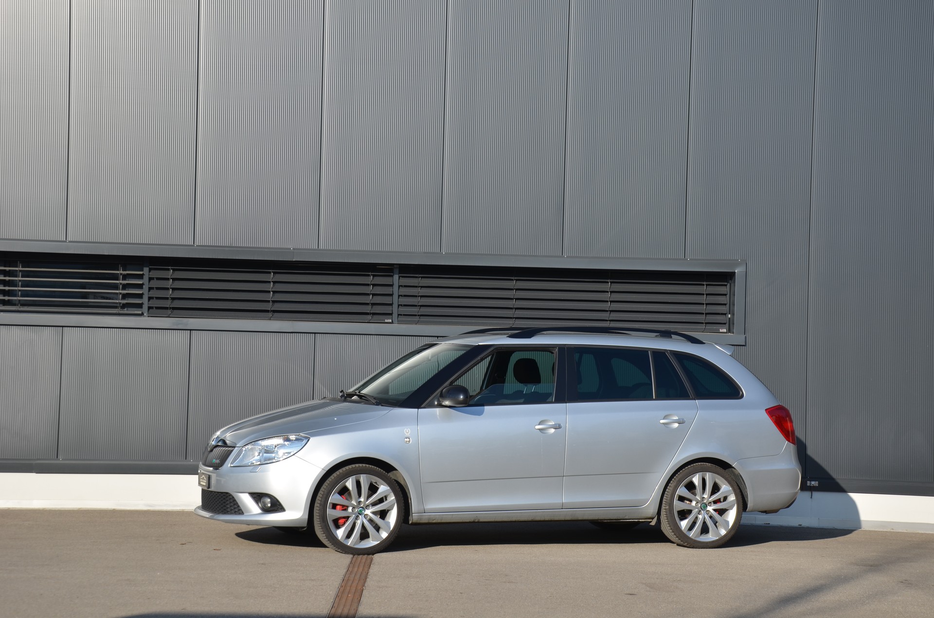 SKODA Fabia 1.4 TSI RS DSG-image-1