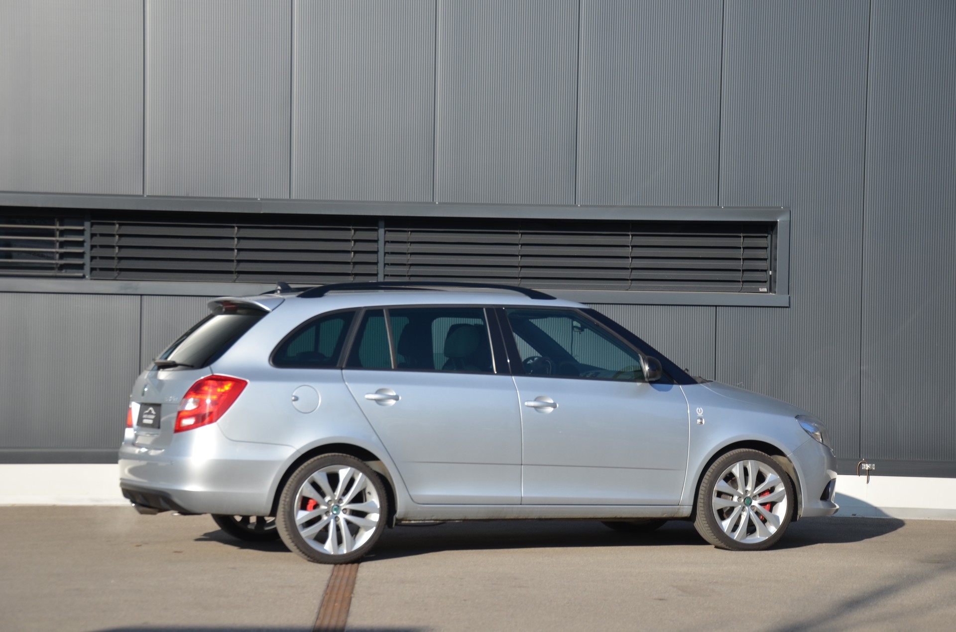 SKODA Fabia 1.4 TSI RS DSG-image-3