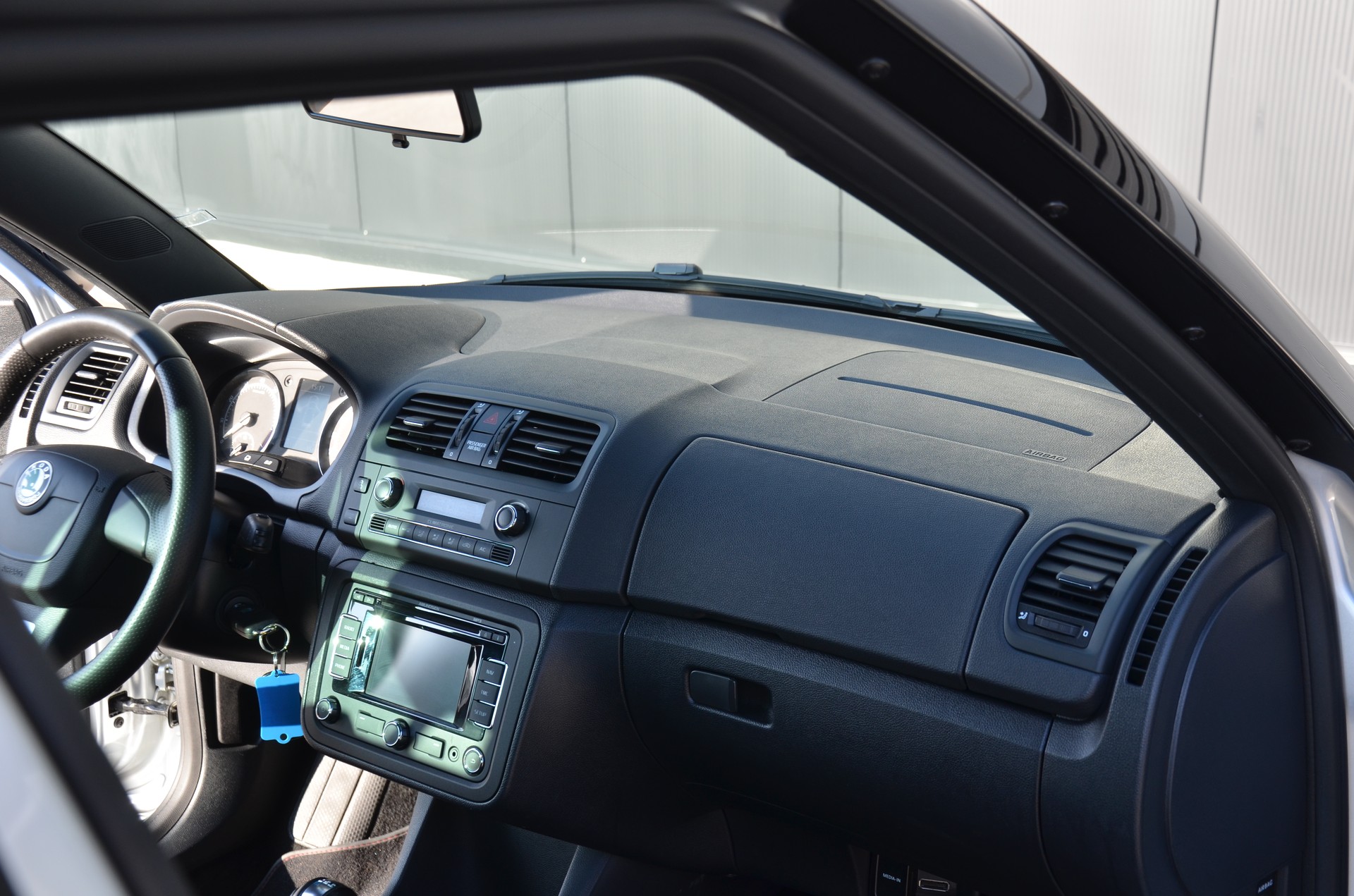 SKODA Fabia 1.4 TSI RS DSG-image-12