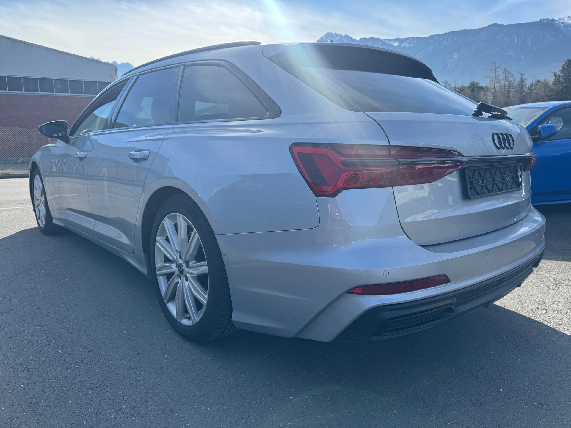 AUDI A6 Avant 55 TFSI Sport quattro S-tronic-image-5