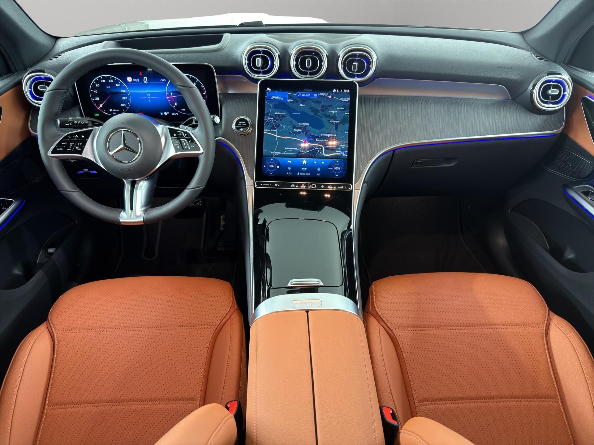 MERCEDES-BENZ GLC 220 d Avantgarde 4matic-image-8