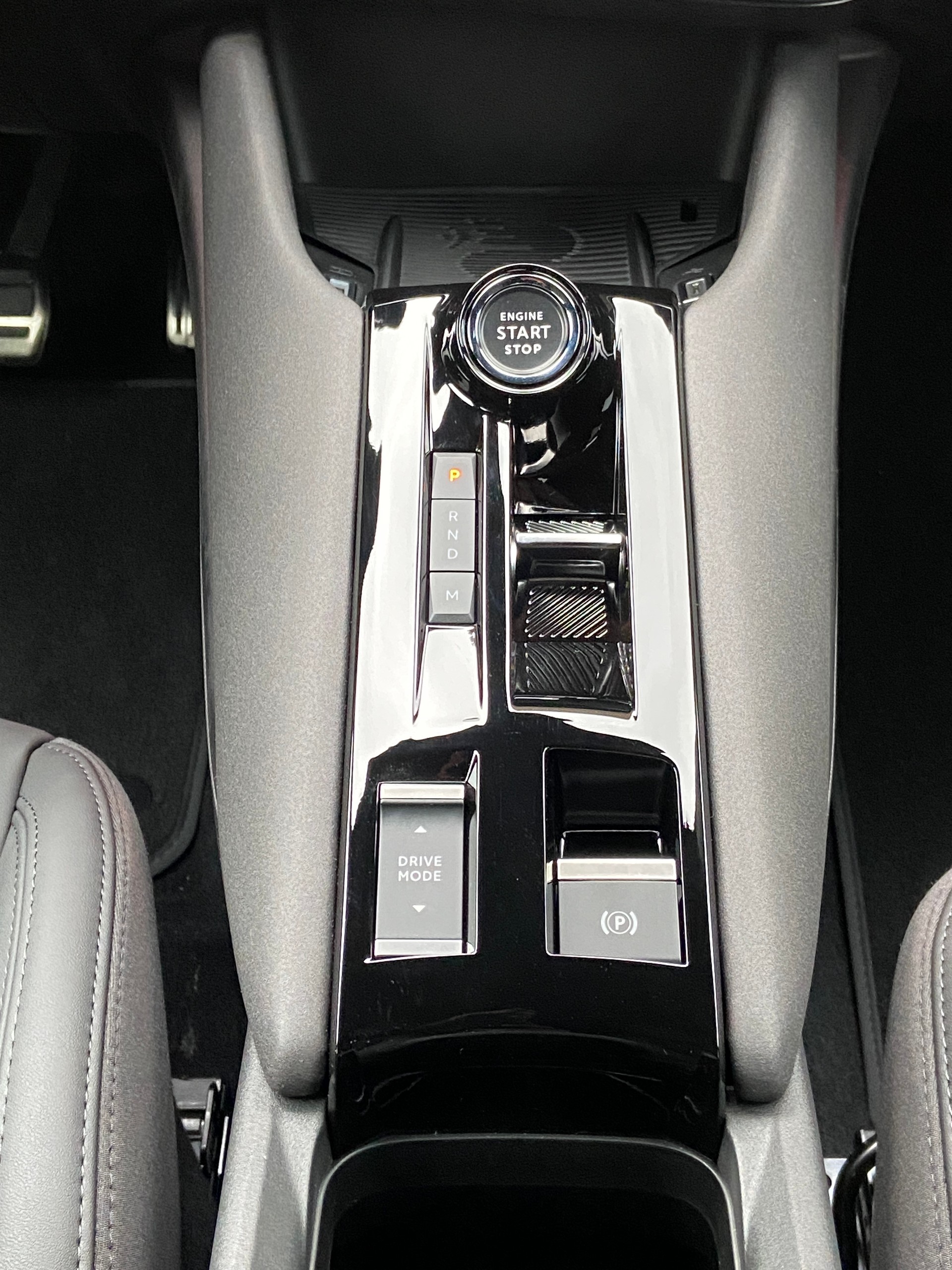 ALFA ROMEO Junior 1.2 48V Hybrid Speciale Tech-image-9