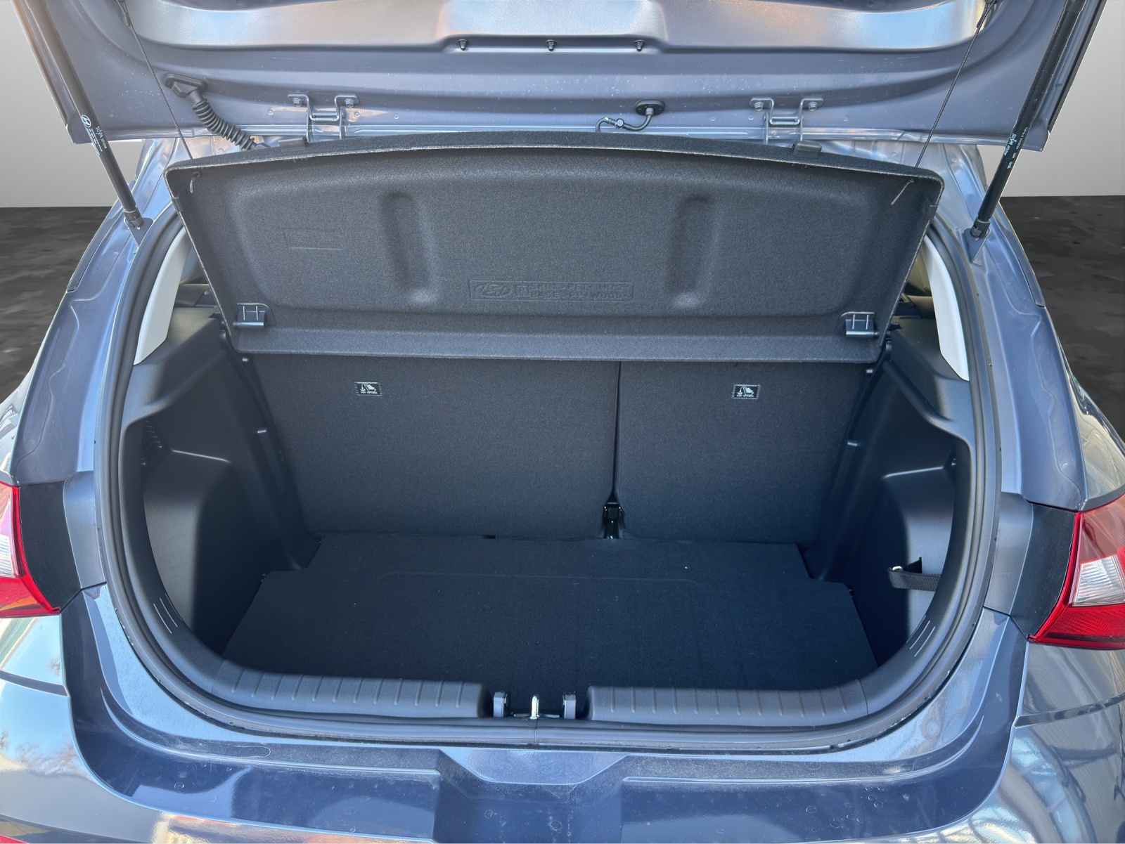 HYUNDAI i20 1.0 T-GDi Amplia Safety-Pack-image-15