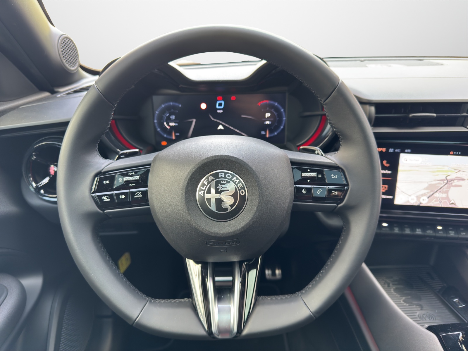 ALFA ROMEO Junior 1.2 Ibrida Q4 SKY-image-6