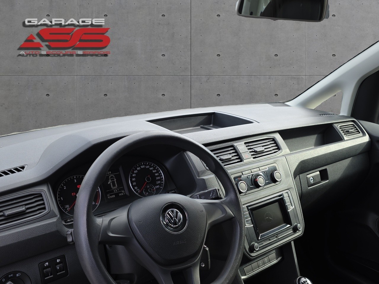 VW Caddy 2.0TDI 4Motion BlueMotion Technology-image-6