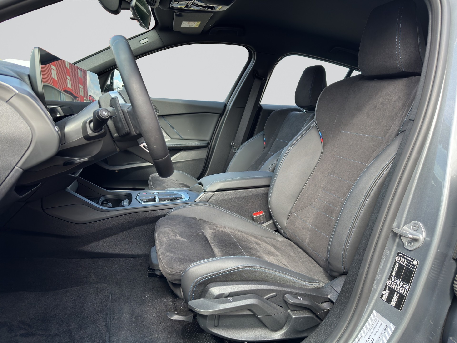 BMW 120 M Sport Steptronic-image-5