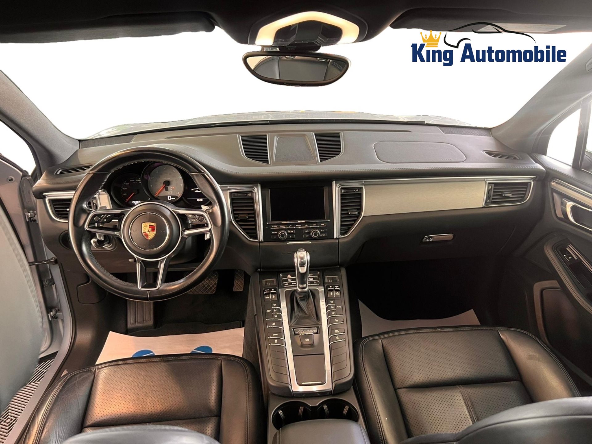 PORSCHE Macan S PDK | CH-Auto | AHK | DAB+-image-9