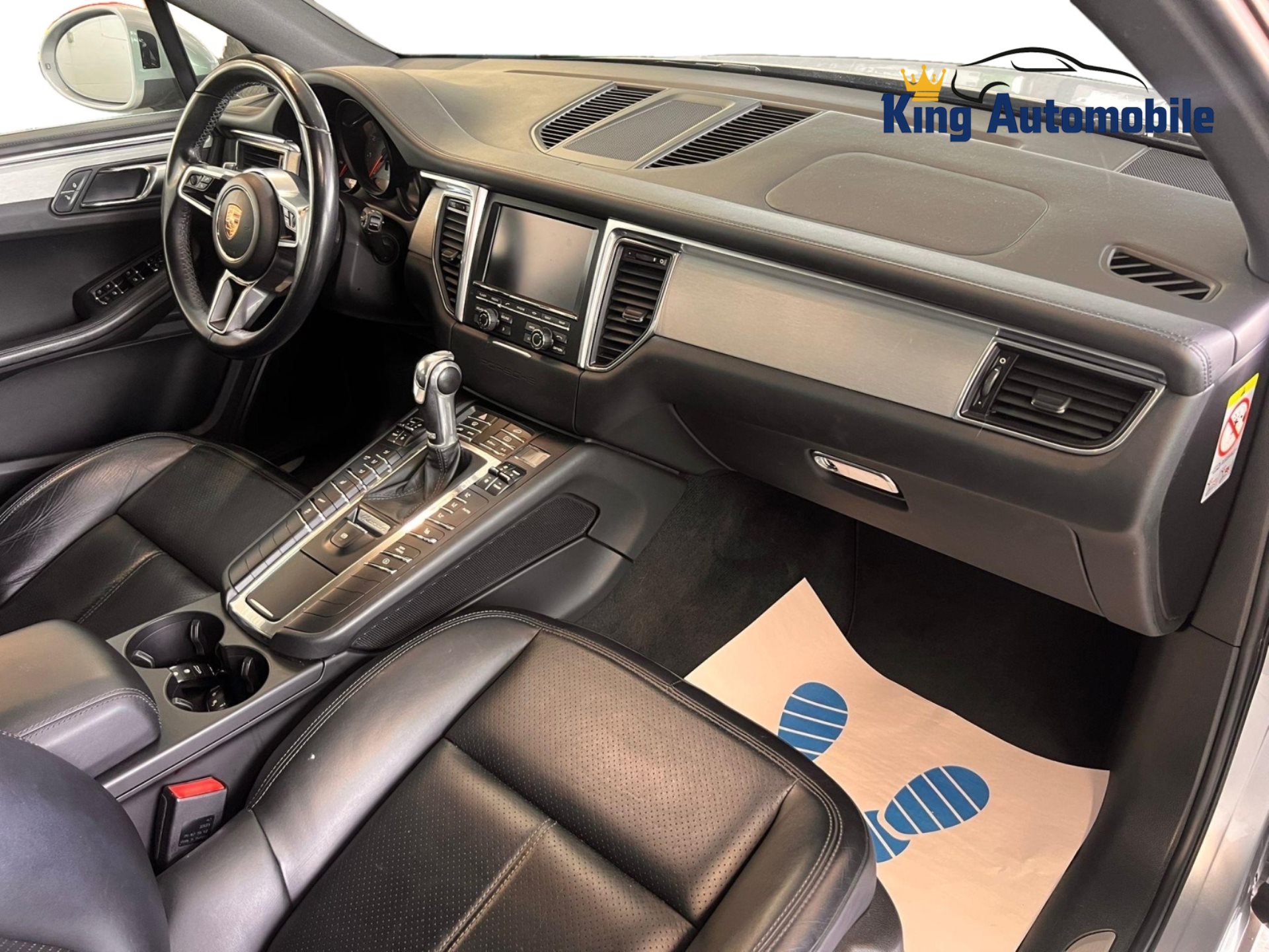 PORSCHE Macan S PDK | CH-Auto | AHK | DAB+-image-6