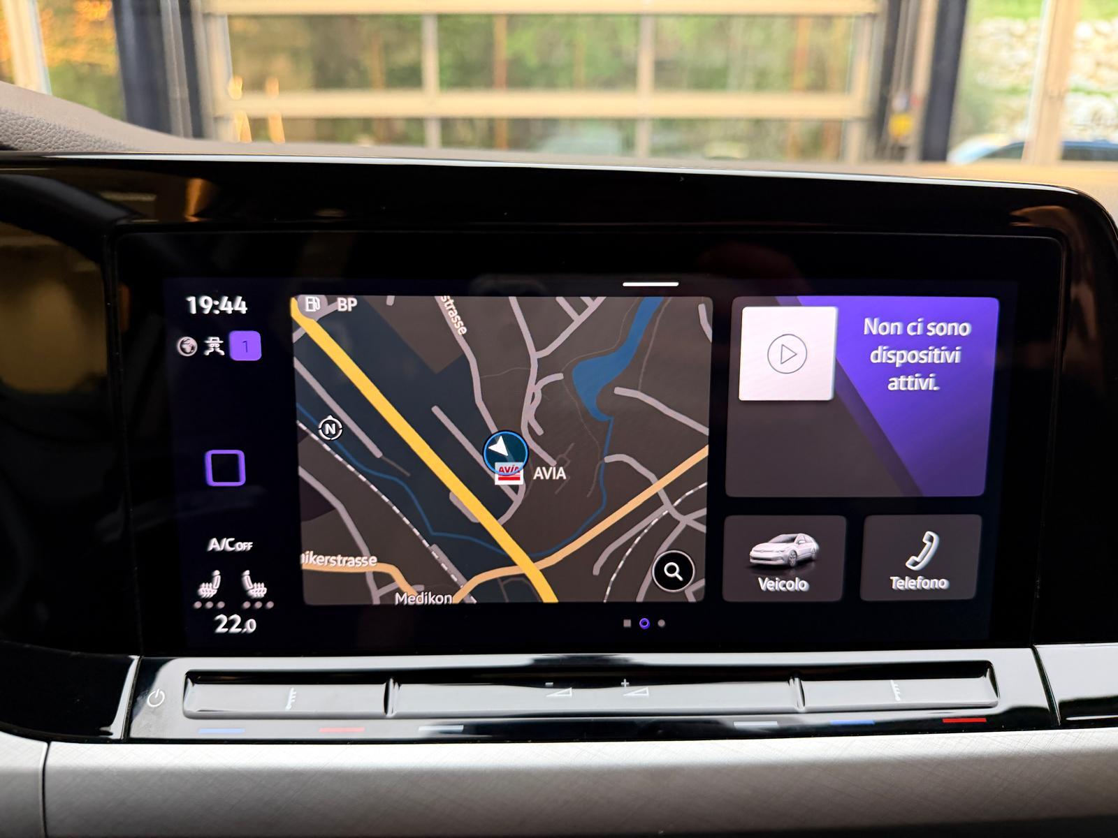 VW Golf VIII Variant 1.0 eTSI Life DSG-image-21