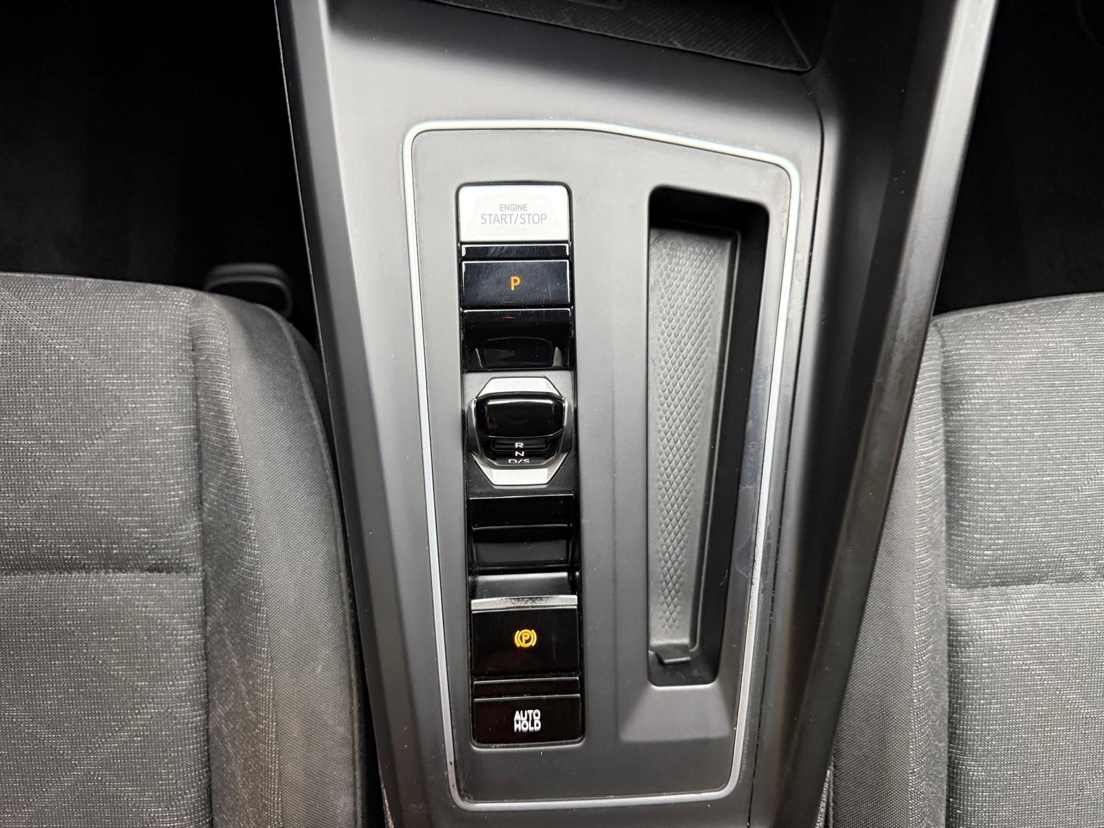VW Golf VIII Variant 1.0 eTSI Life DSG-image-18