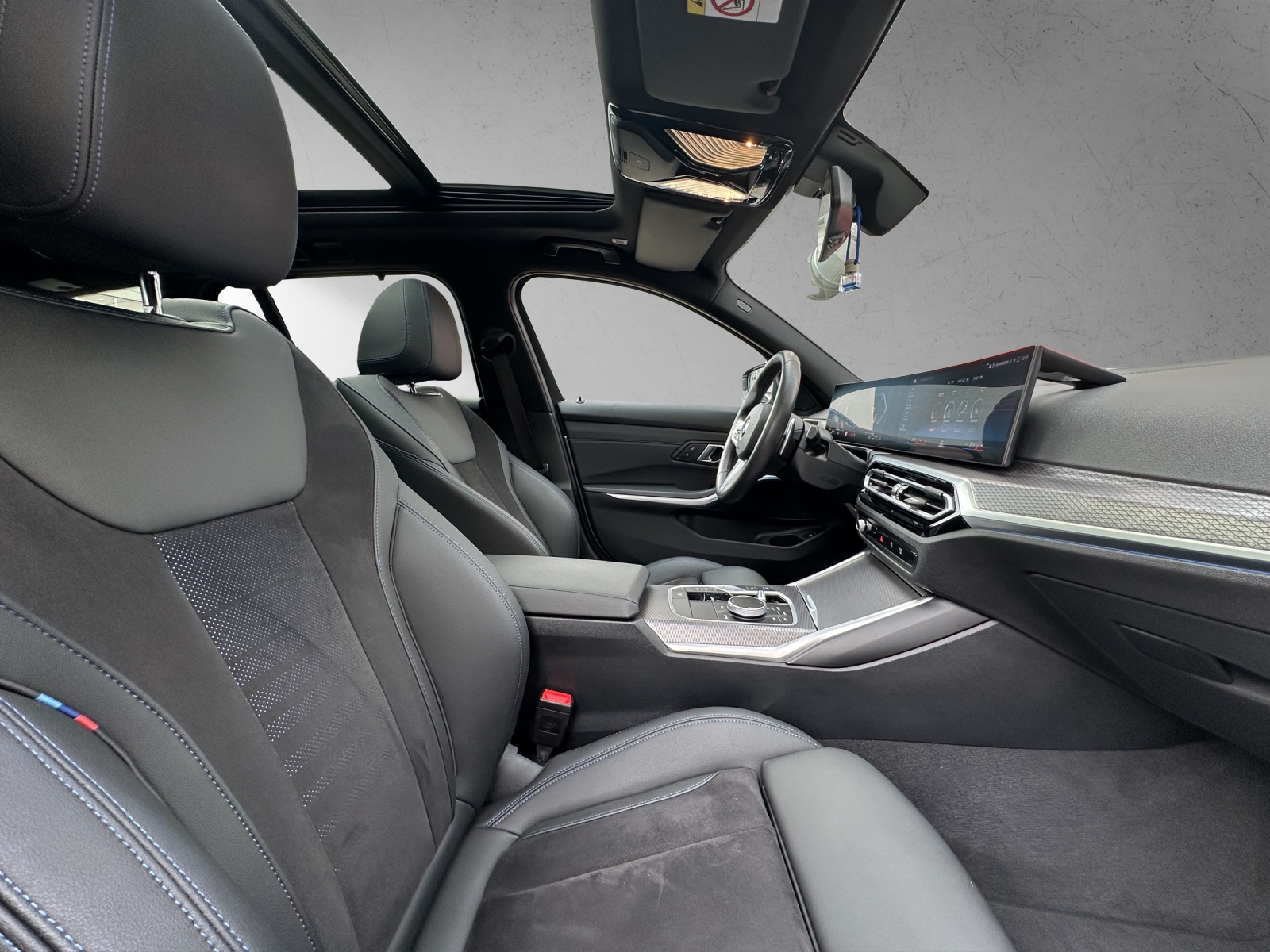 BMW 320d 48V Steptronic M Sport-image-10