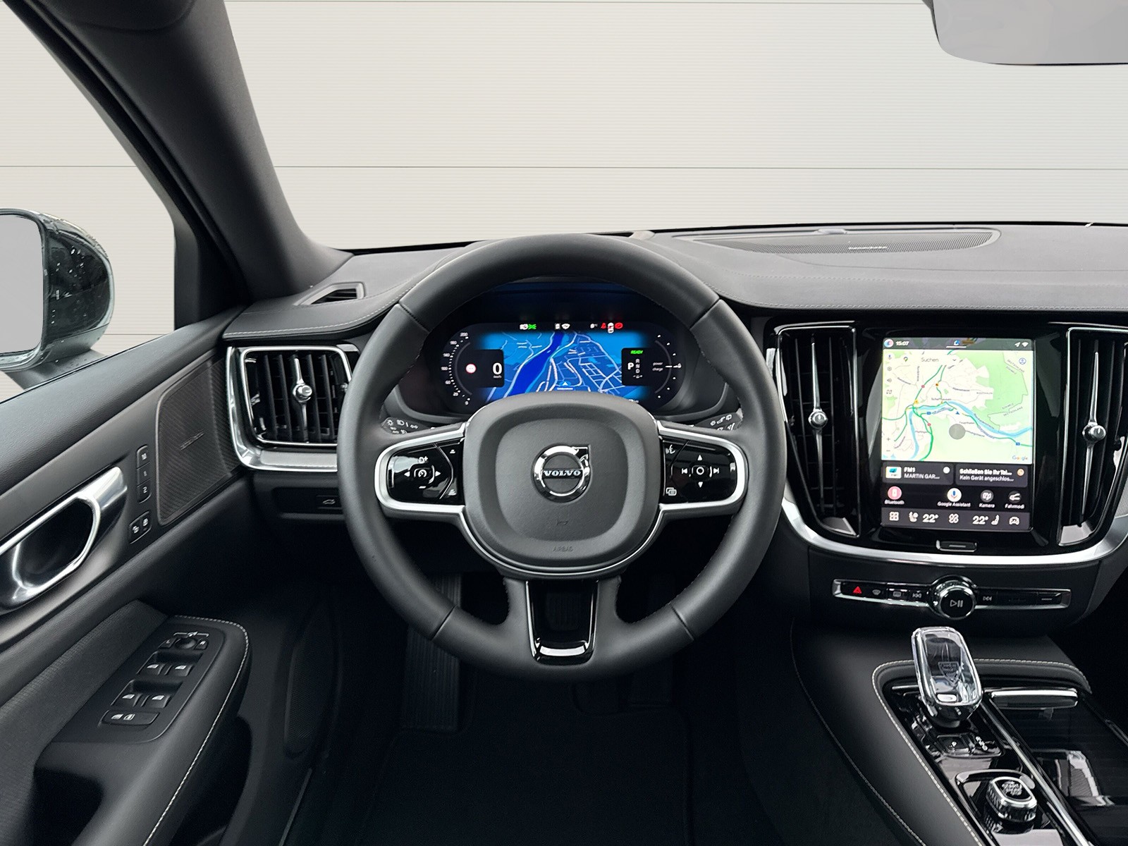 VOLVO V60 2.0 T6 TE Ultra Dark eAWD-image-13