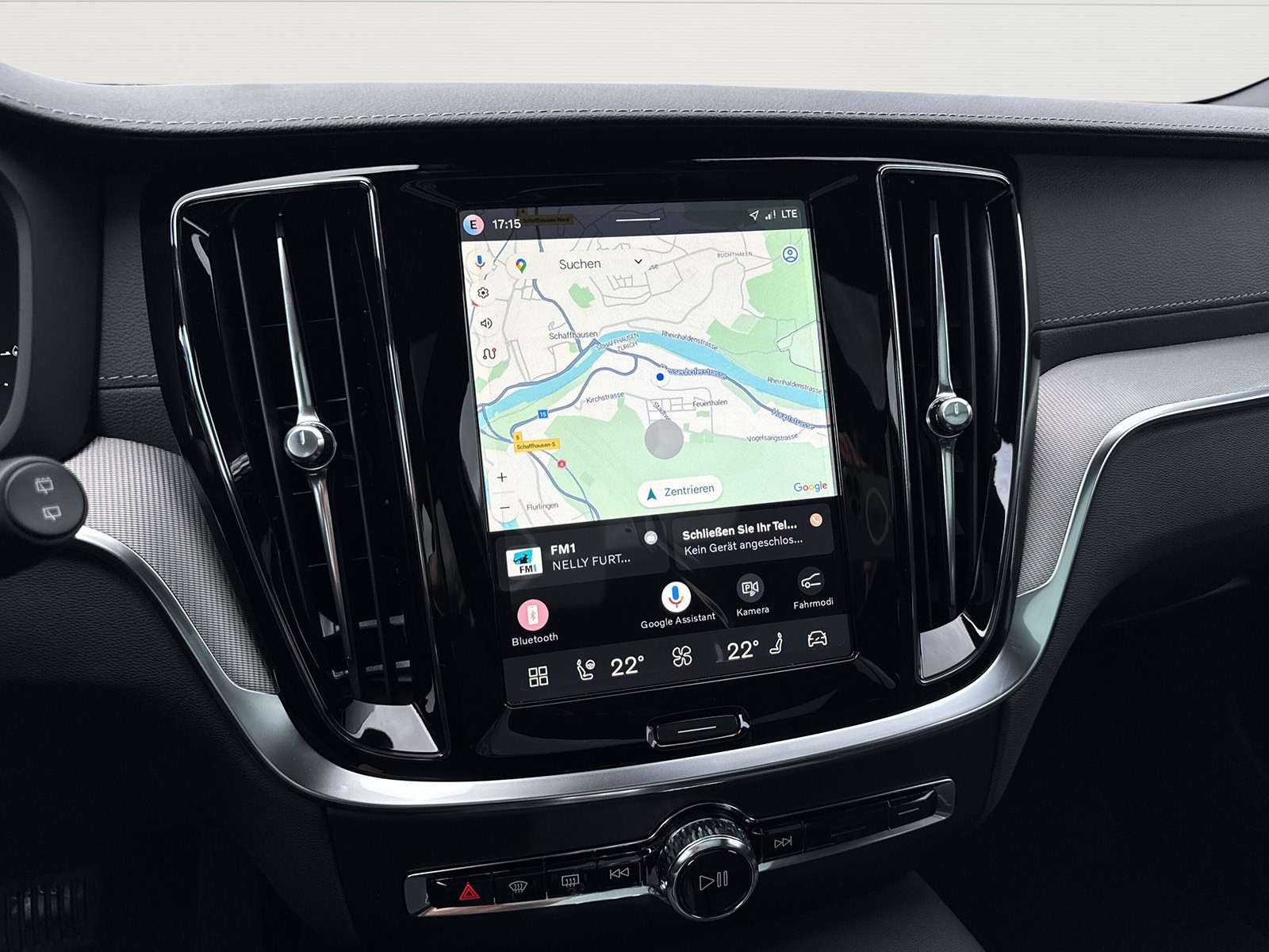 VOLVO V60 2.0 T6 TE Ultra Dark eAWD-image-15