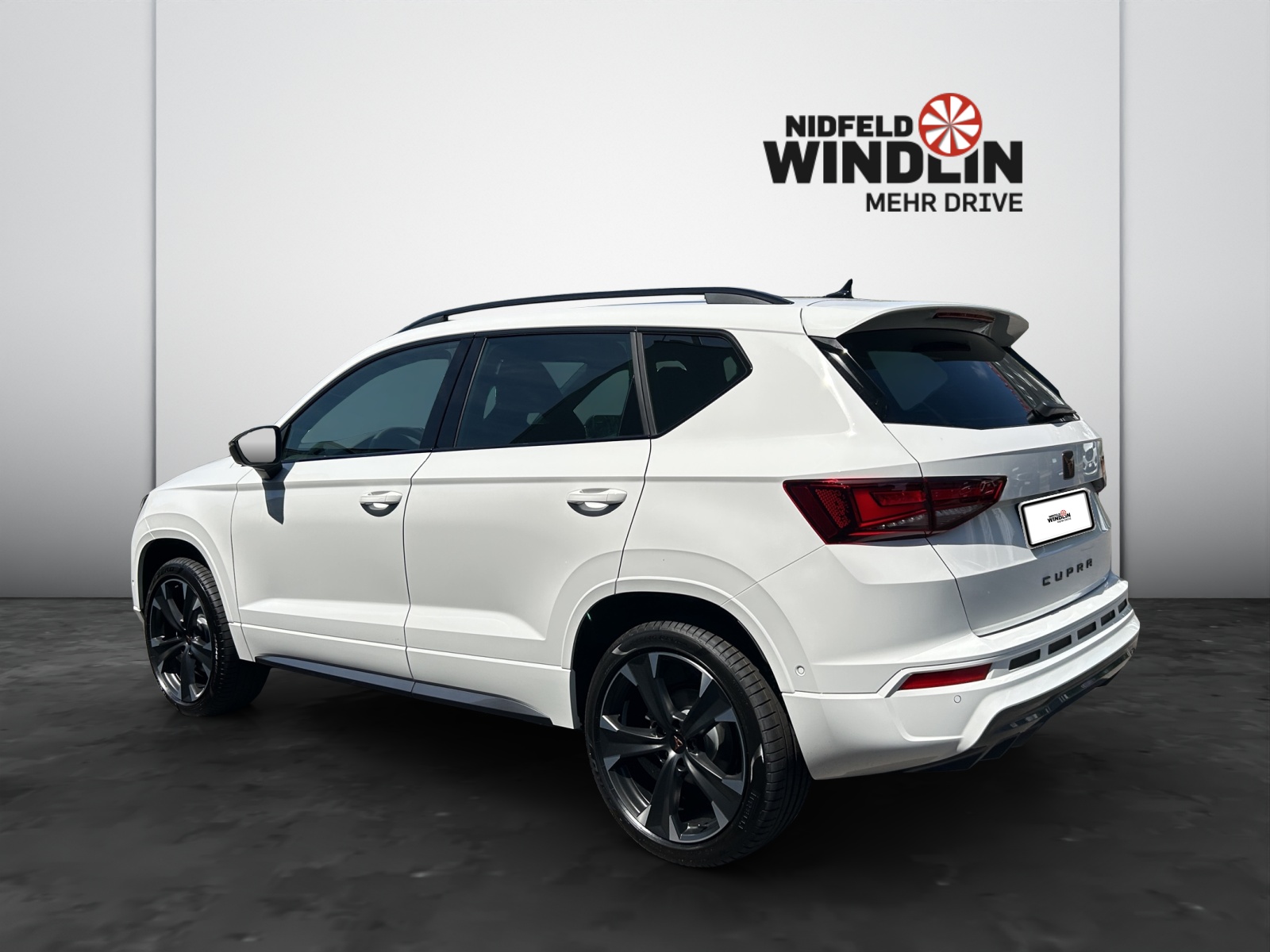 SEAT Ateca 2.0TSI Inicio 4Drive DSG-image-3