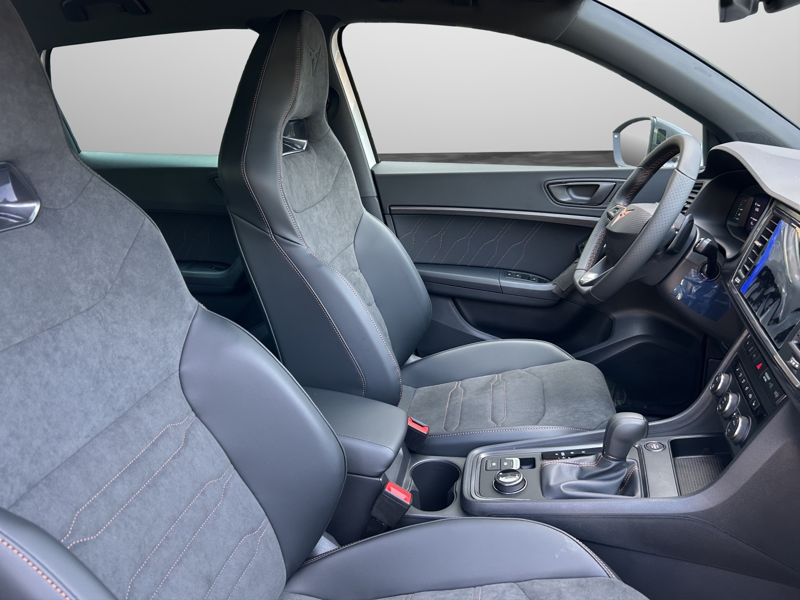 SEAT Ateca 2.0TSI Inicio 4Drive DSG-image-11